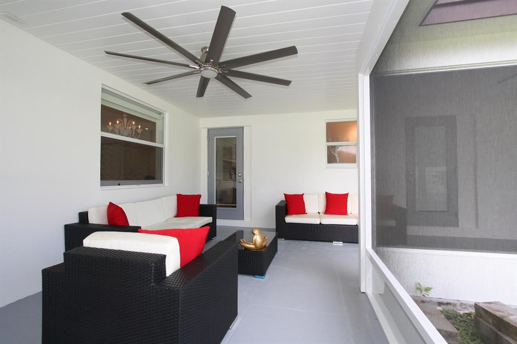 BOCA RATON SQUARE UNIT 15 - Residential Lease