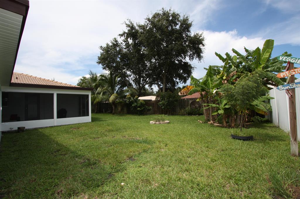 BOCA RATON SQUARE UNIT 15 - Residential Lease