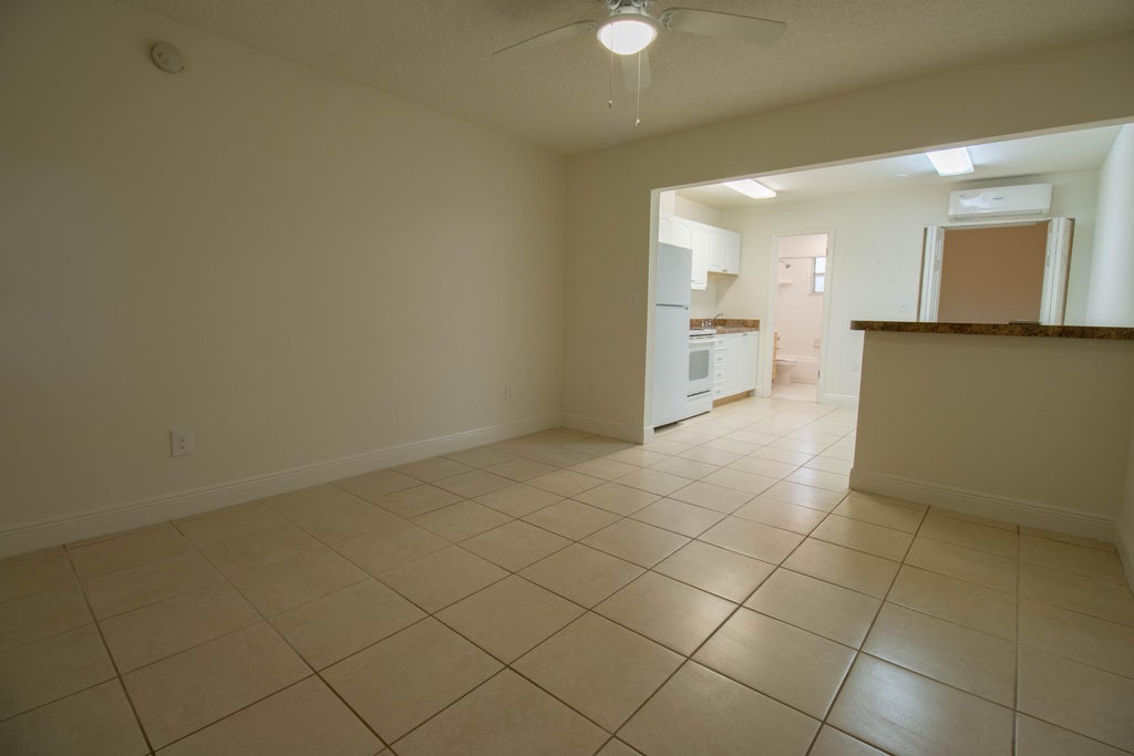 Photo of 1507 ARGYLE Drive #205, Fort Lauderdale, FL 33312 (MLS # B26068162)