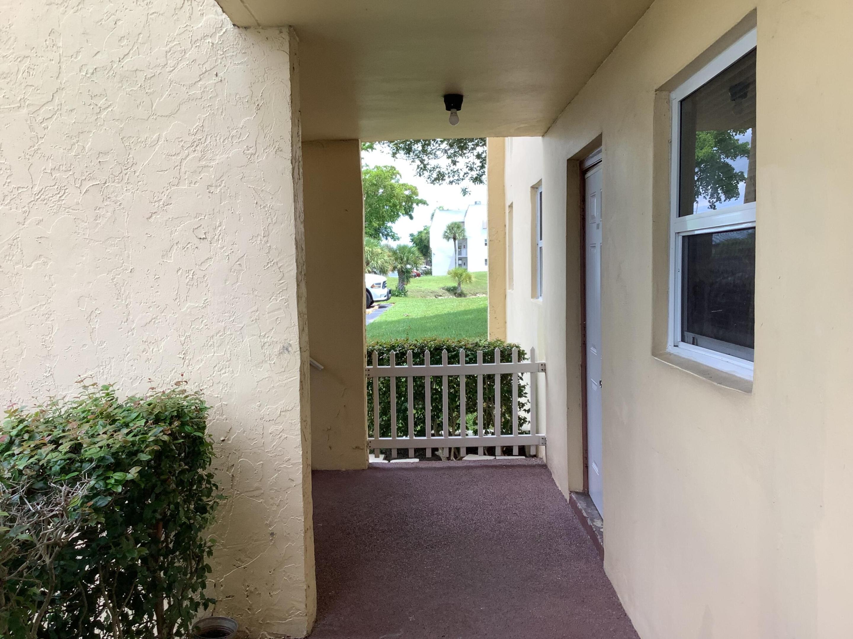 8400 Sunrise Lakes Boulevard Unit 101