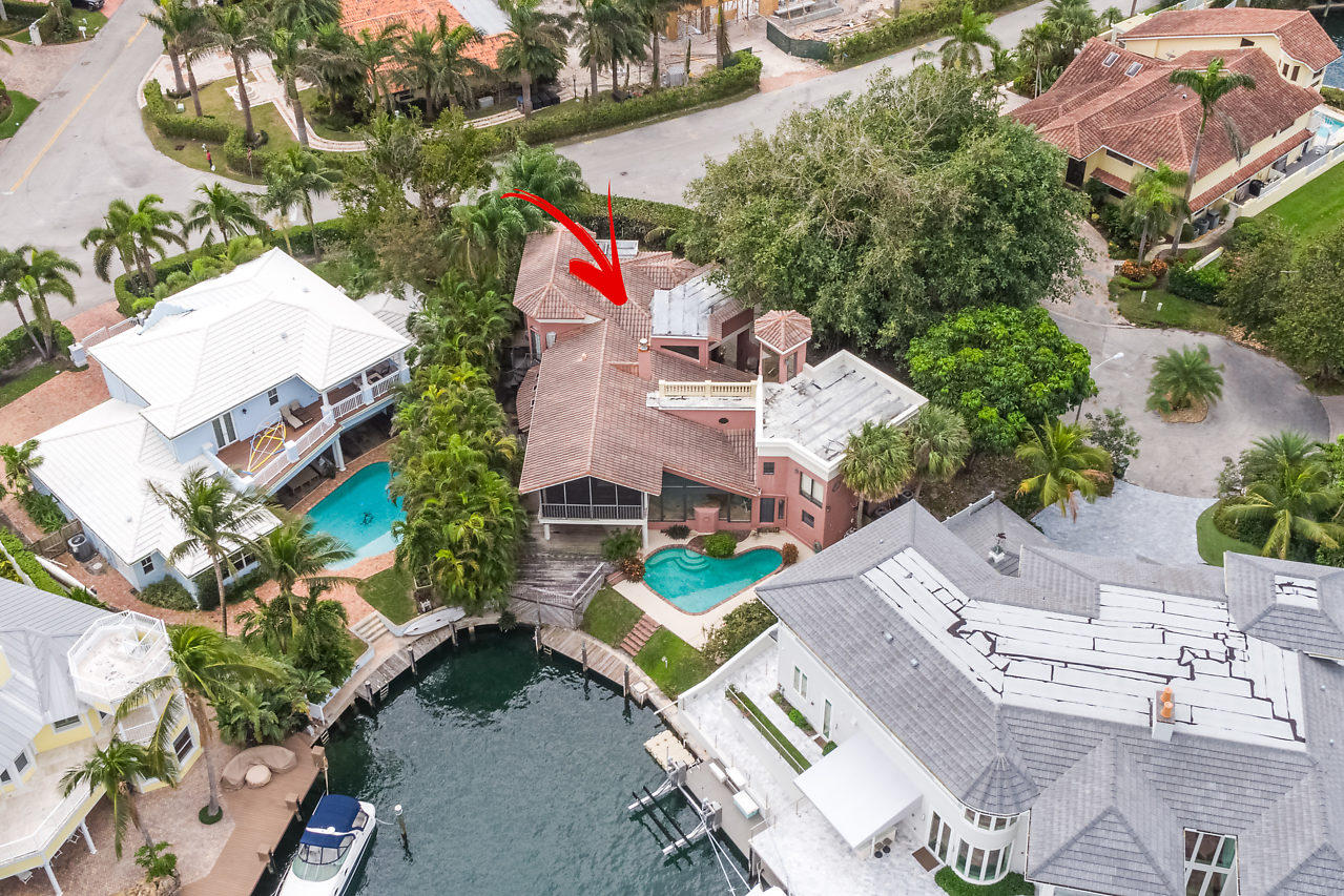 SUN AND SURF CLUB COMMUNI - Residential