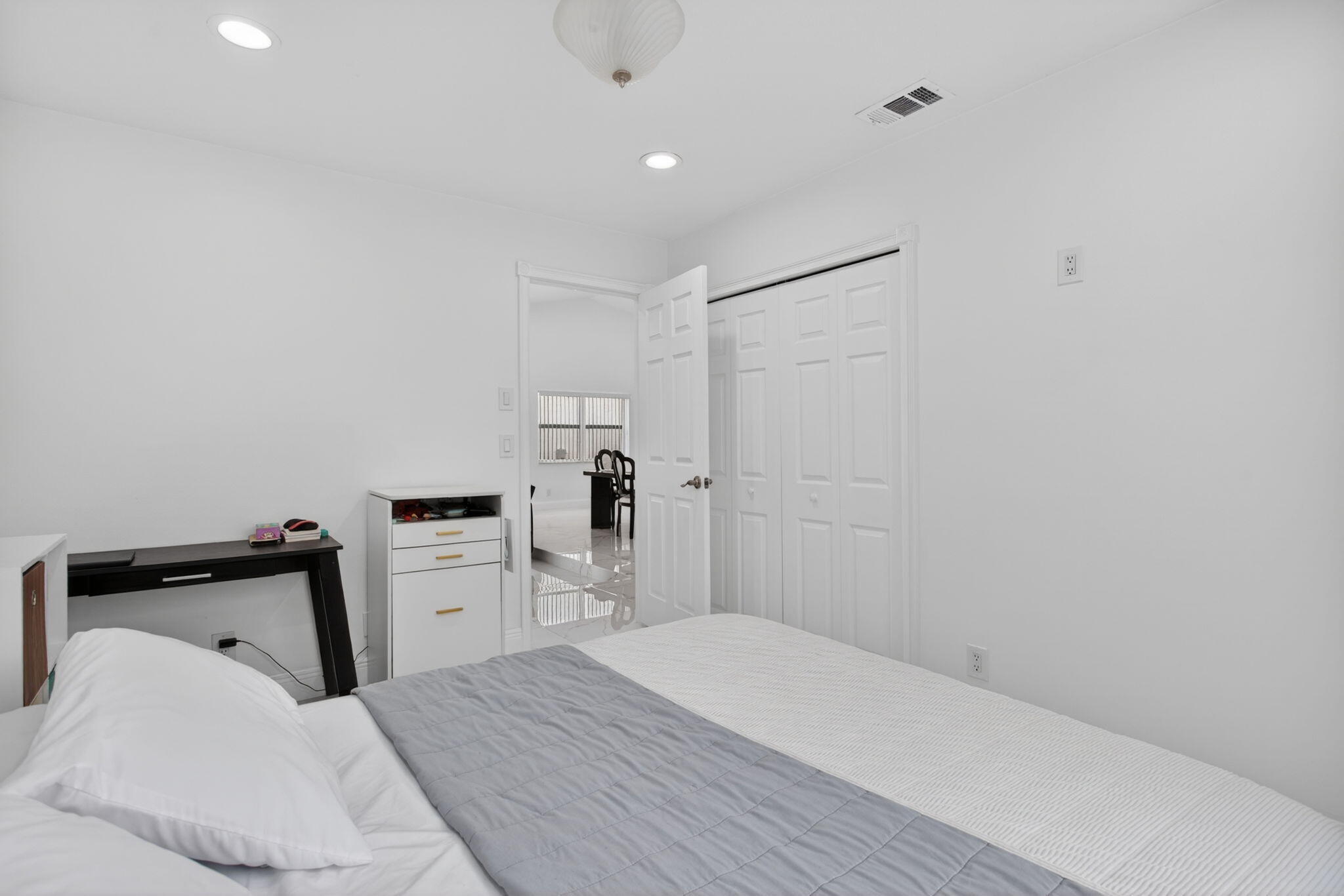 CORAL SPRINGS UNIVERSITY DRIVE - Residential