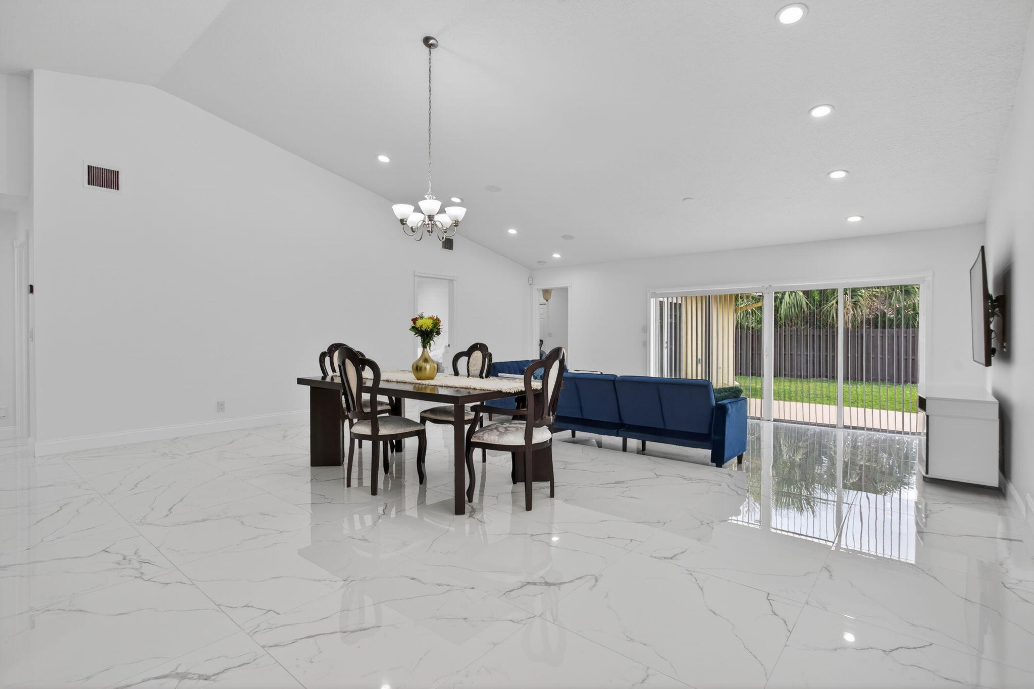 1873 NW 97th Terrace