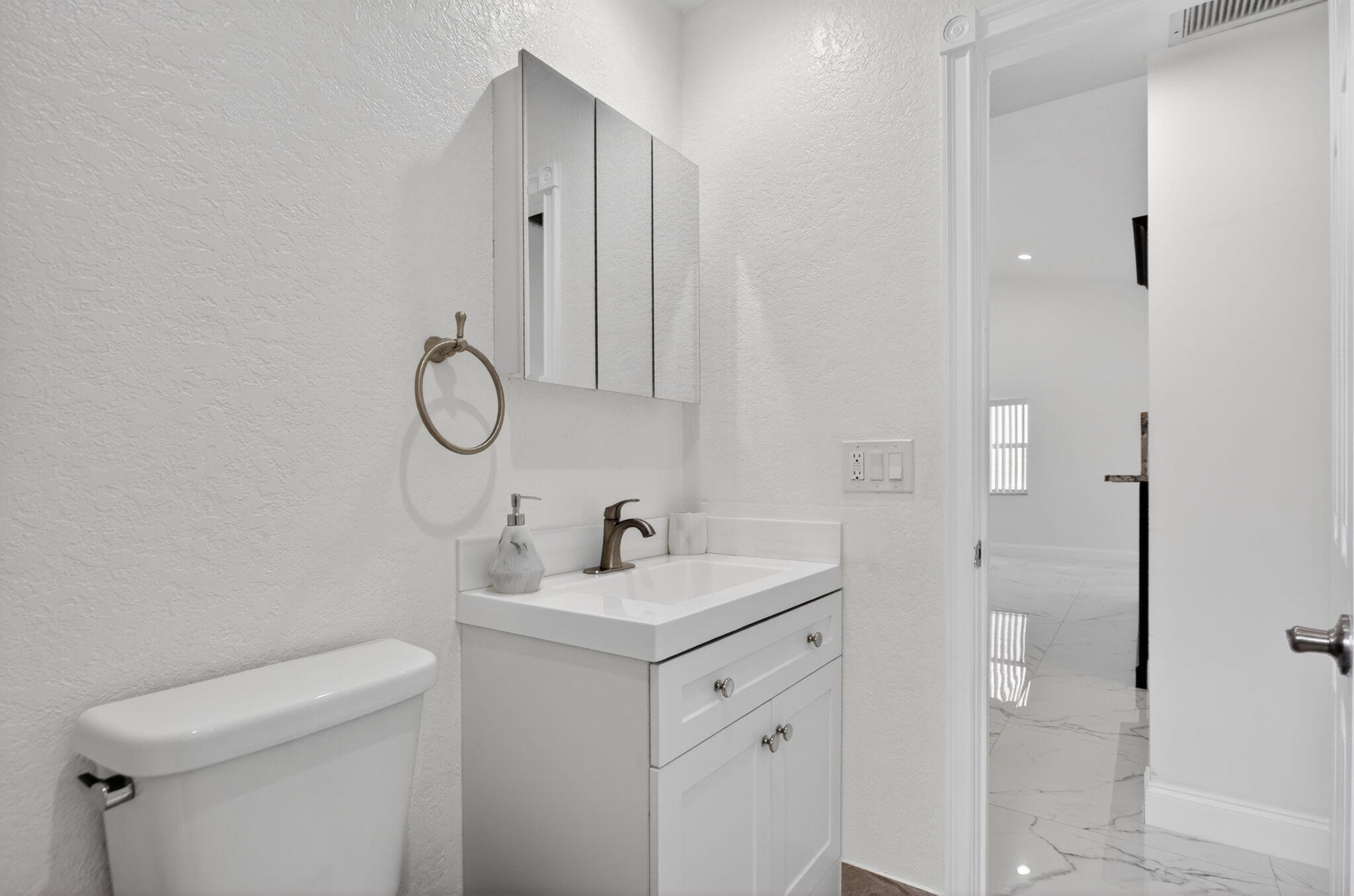 CORAL SPRINGS UNIVERSITY DRIVE - Residential