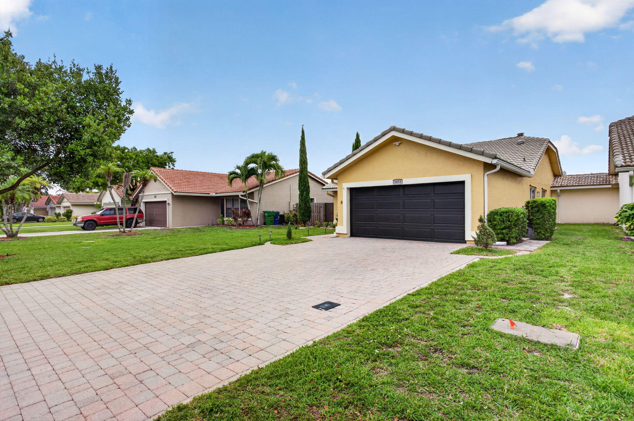CORAL SPRINGS UNIVERSITY DRIVE - Residential