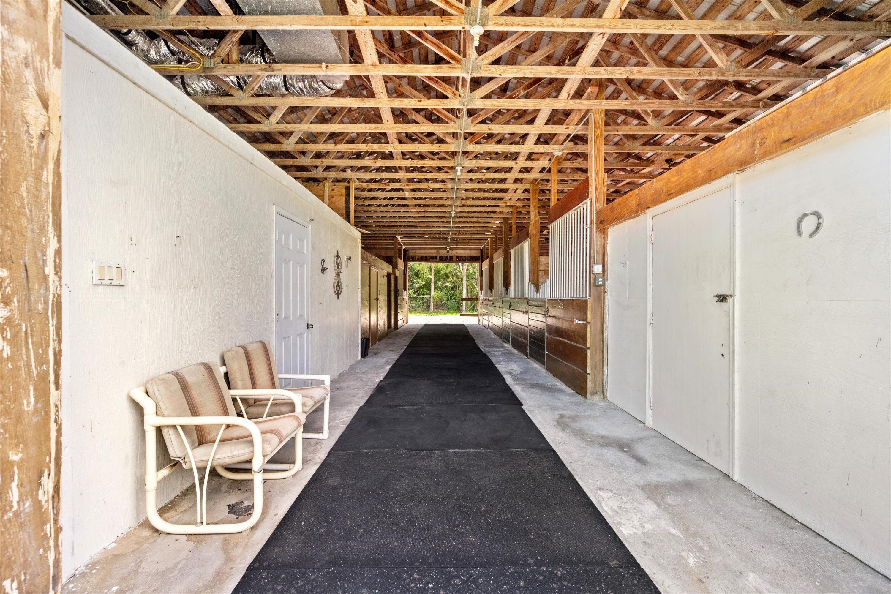 LOXAHATCHEE GROVES - Residential Lease