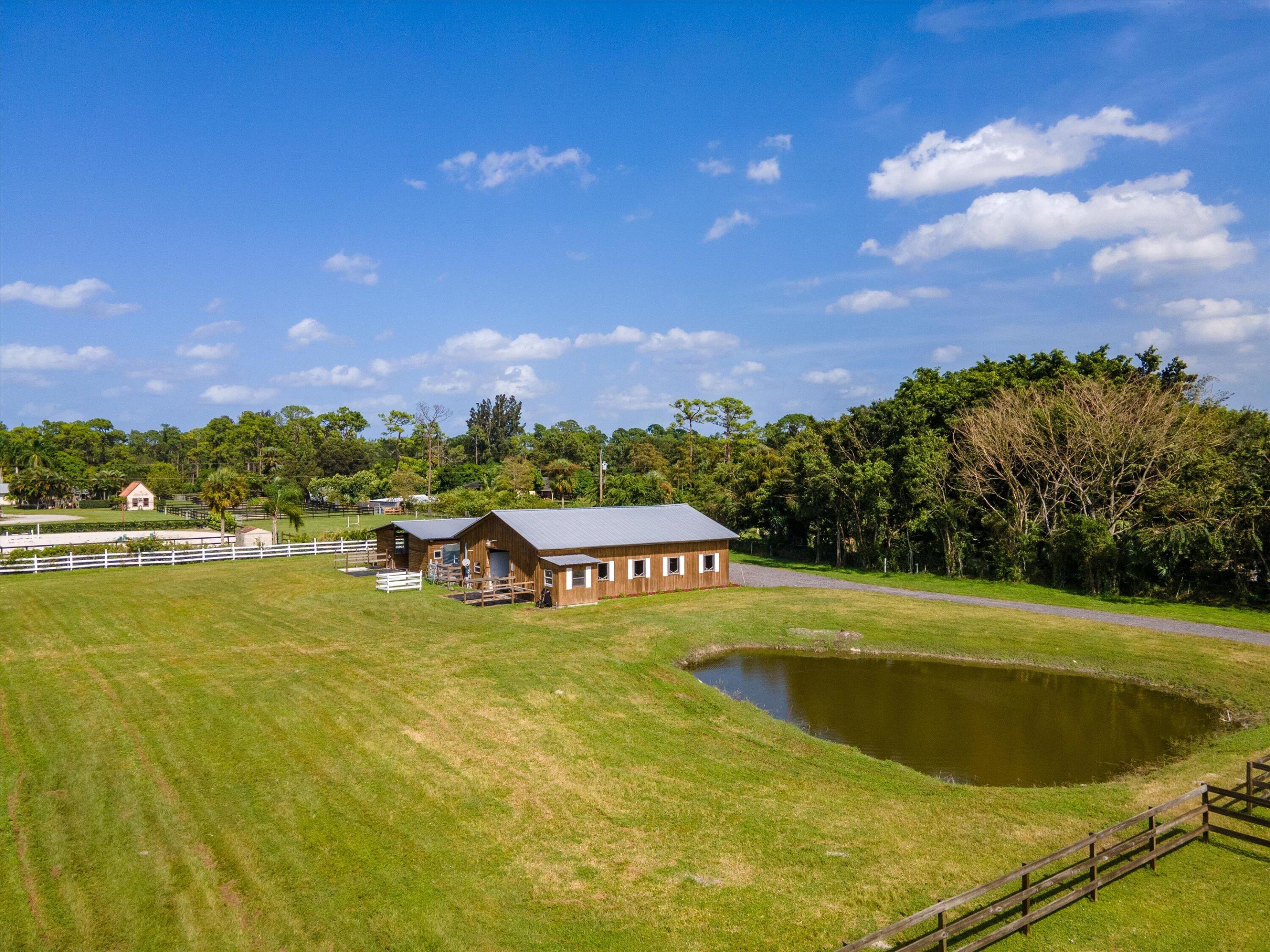 LOXAHATCHEE GROVES - Residential Lease