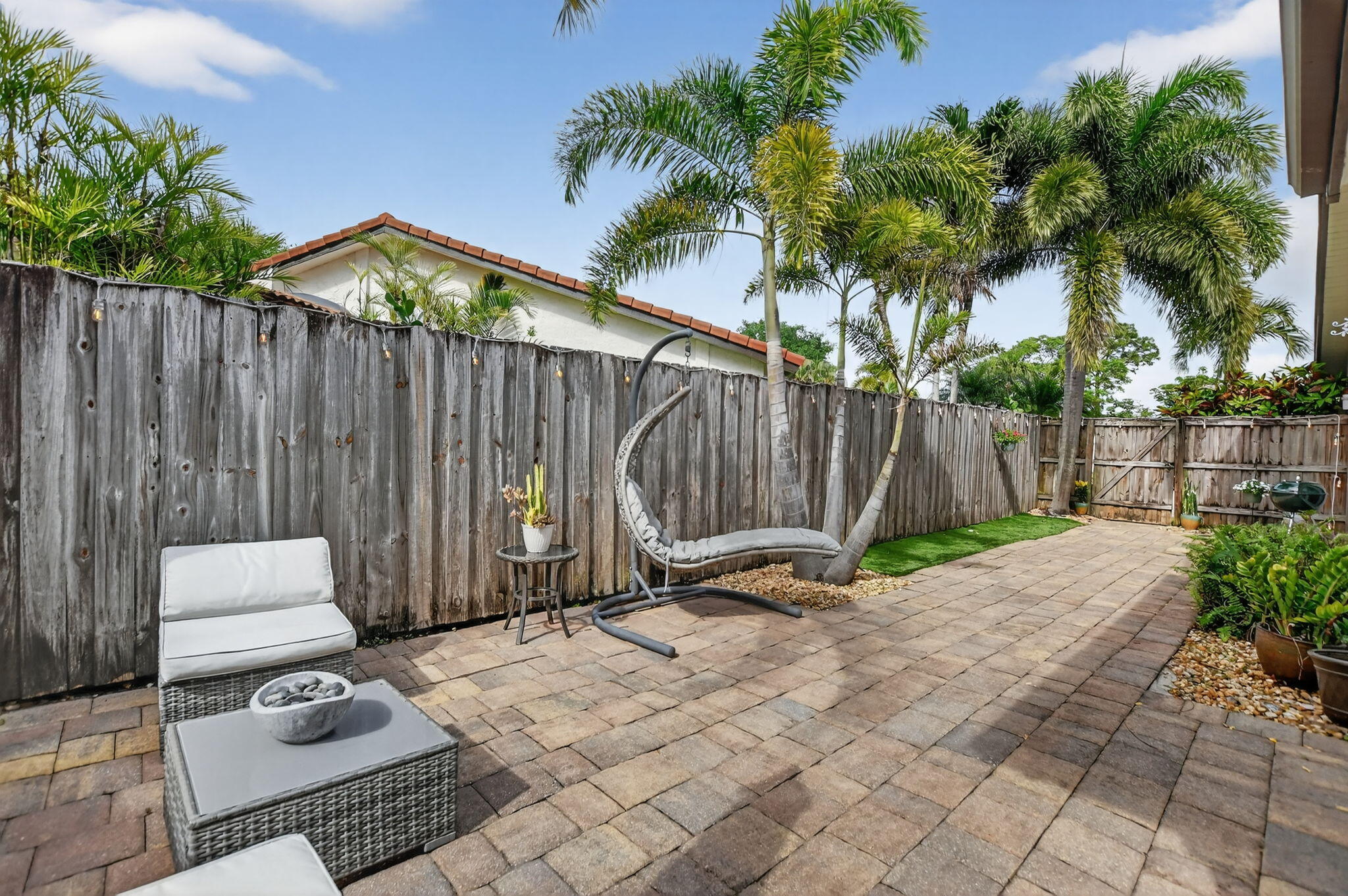 AMBERWOODS OF BOCA 2ND ADD - Residential