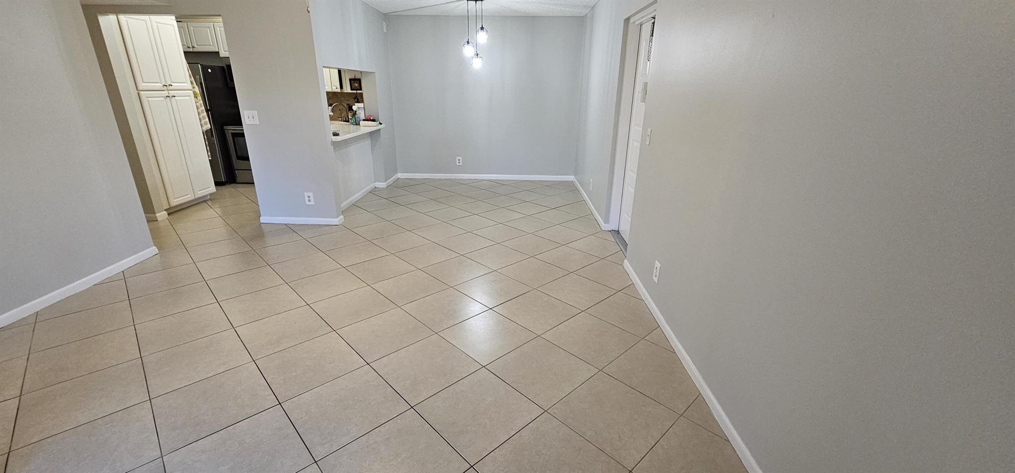 Properties 719 Sunny Pine Way G1