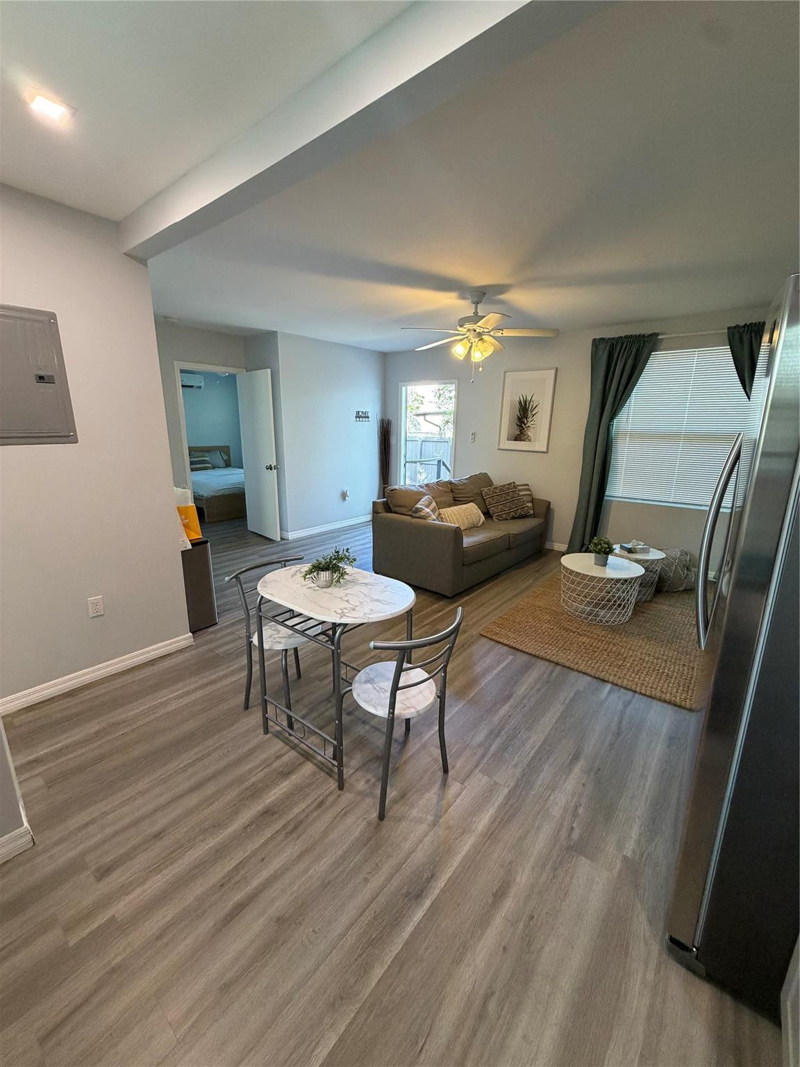 RIVERSIDE ADD AMEN PLAT - Residential Lease