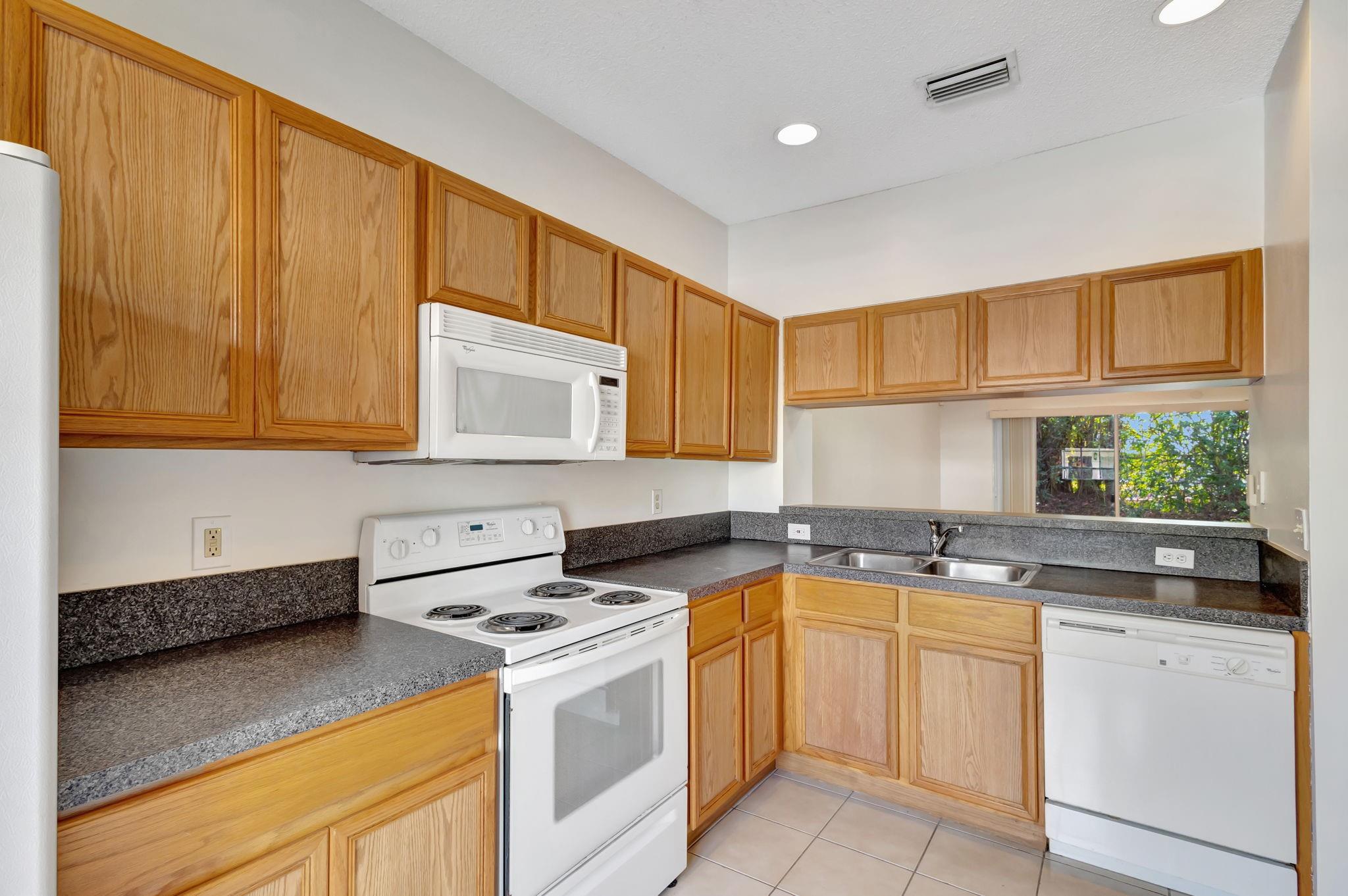 5047 Palmbrooke Cir 5047