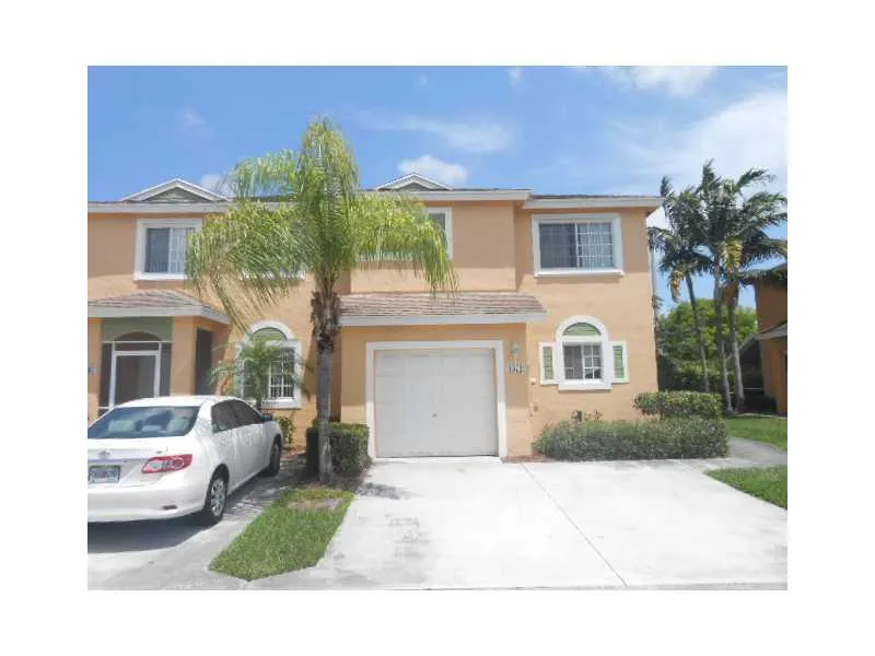 1372 SW 47th Ave Unit 1372  