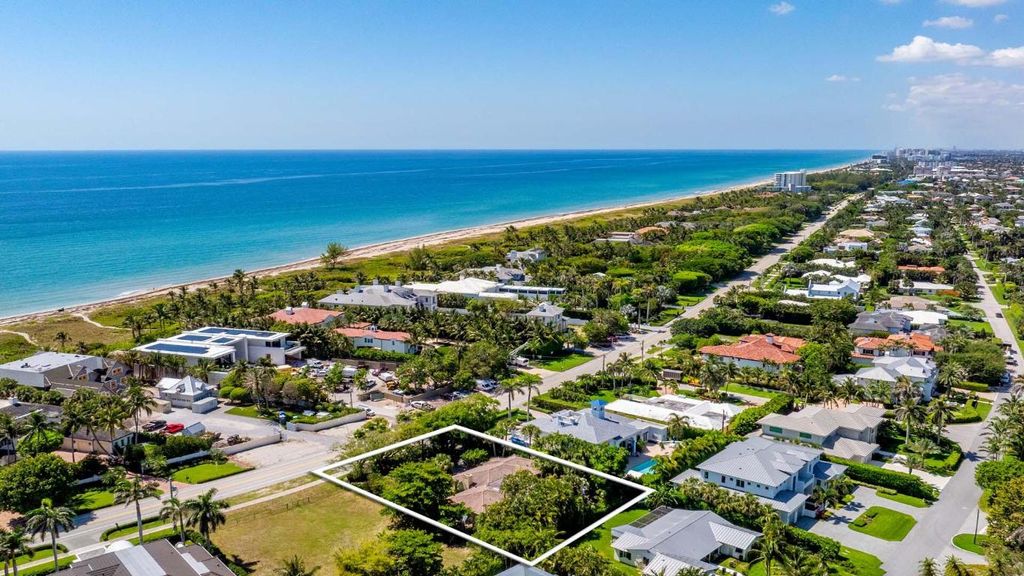 Photo of 602 S Ocean Boulevard, Delray Beach, FL 33483 (MLS # R11096516)