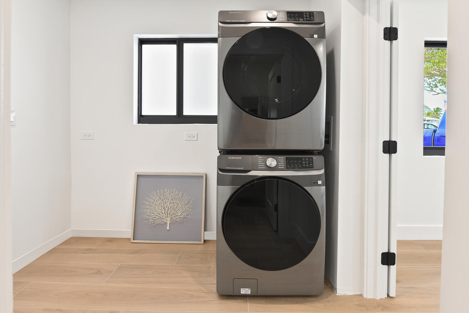 FAIRLAWN - Residential