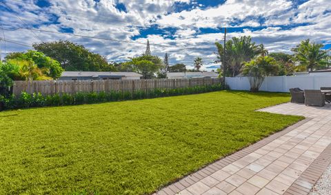 Tiny photo for 1320 S Deerfield Avenue, Deerfield Beach, FL 33441 (MLS # R11164906)