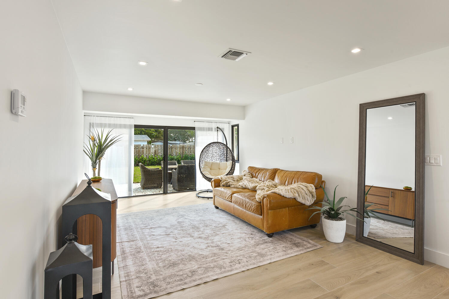 FAIRLAWN - Residential