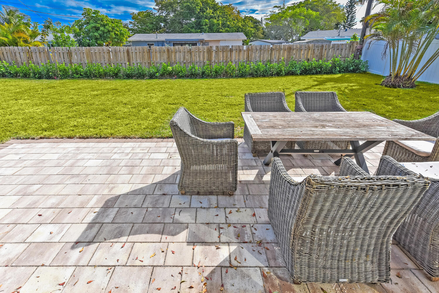 FAIRLAWN - Residential