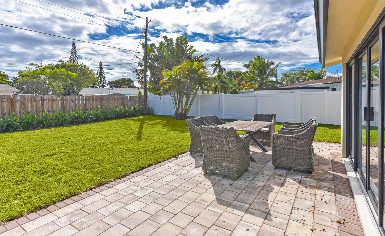 FAIRLAWN - Residential