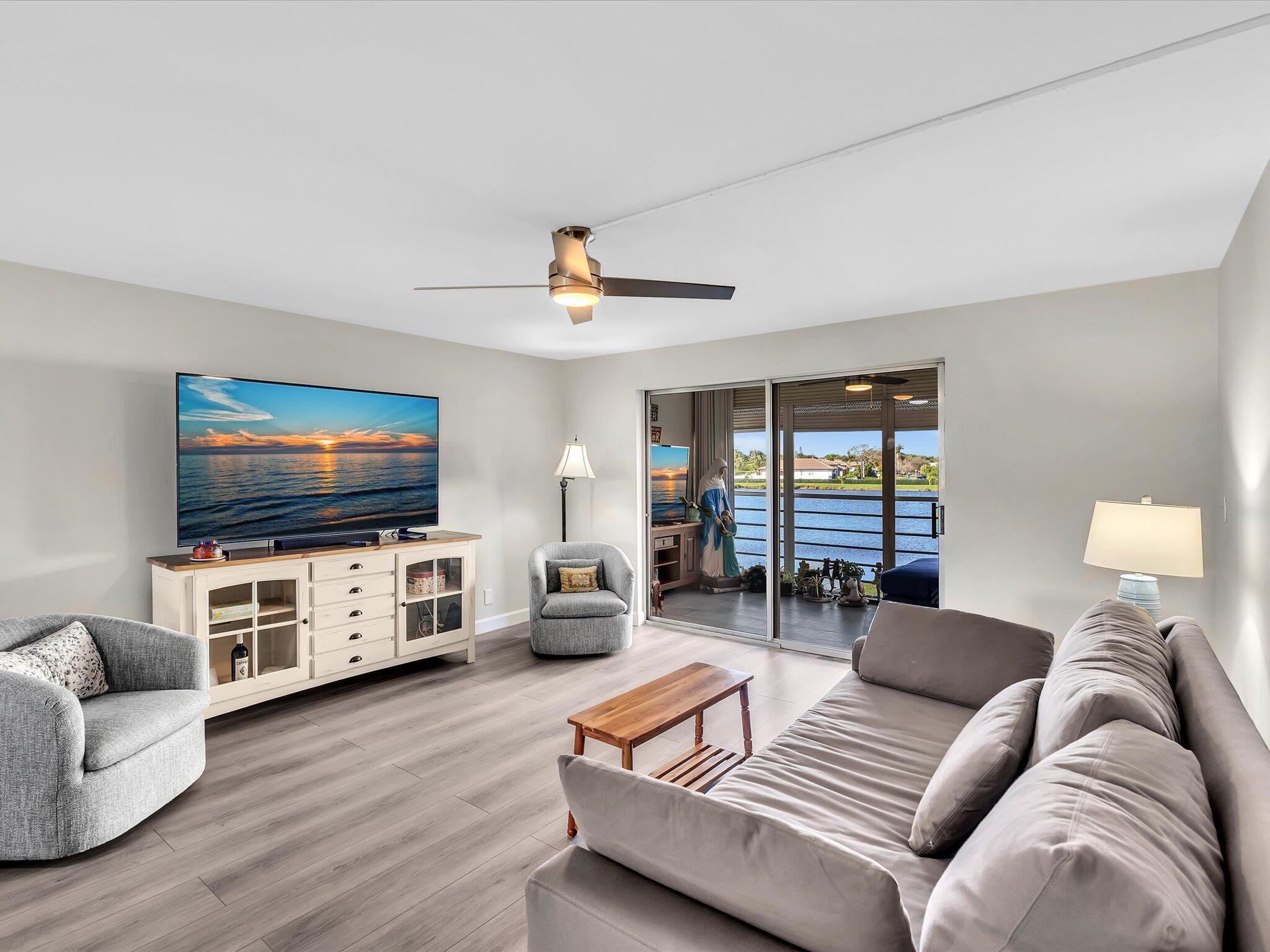 MEADOWBROOK LAKES VIEW CO - Residential