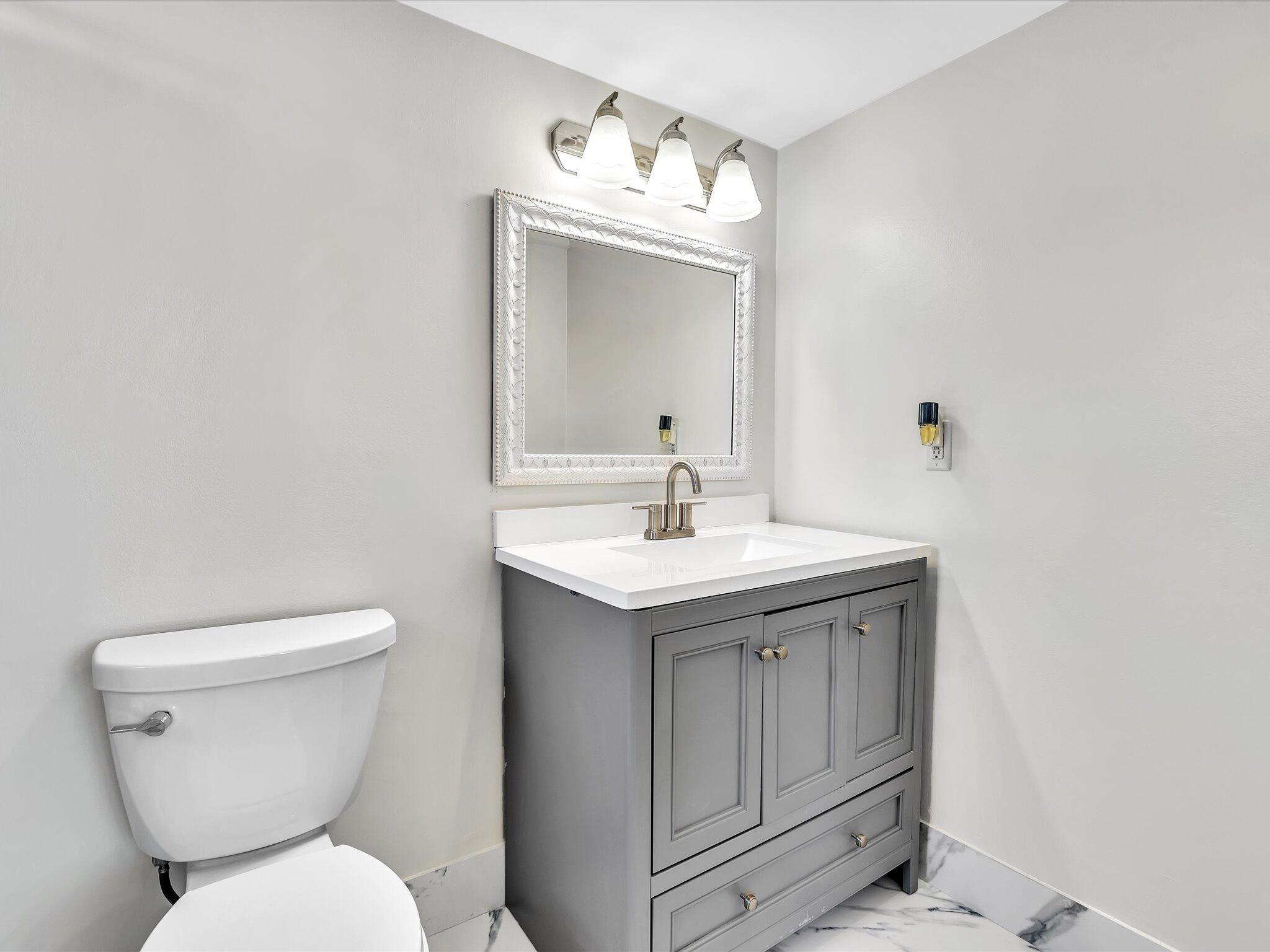 MEADOWBROOK LAKES VIEW CO - Residential