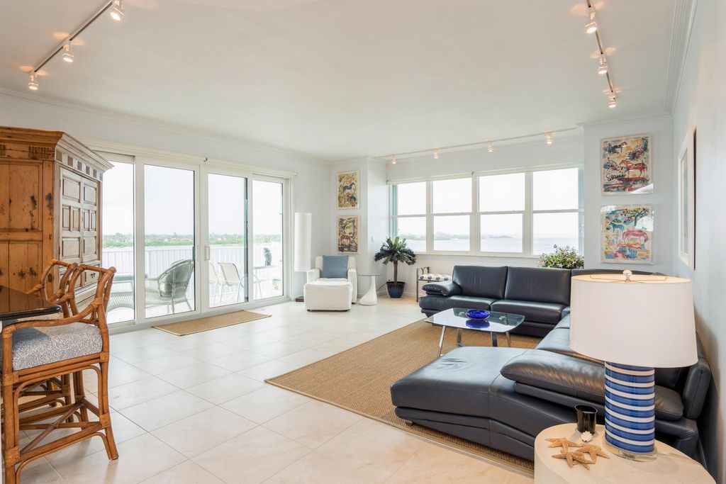 Photo of 2860 S Ocean Boulevard #606, Palm Beach, FL 33480 (MLS # R11162098)