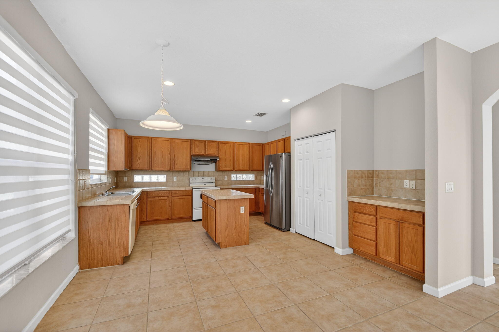 THOUSAND OAKS - Residential