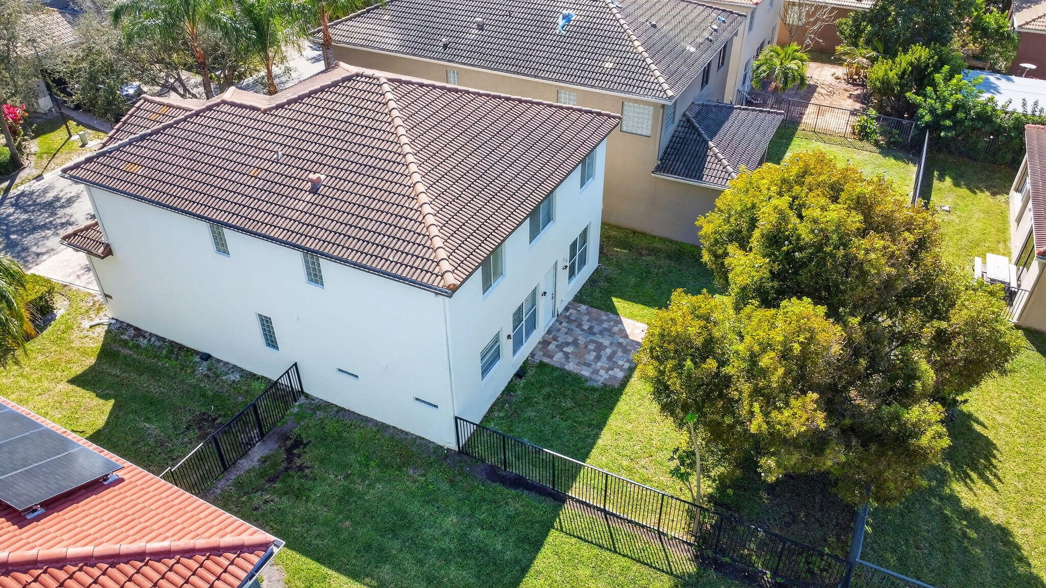 THOUSAND OAKS - Residential