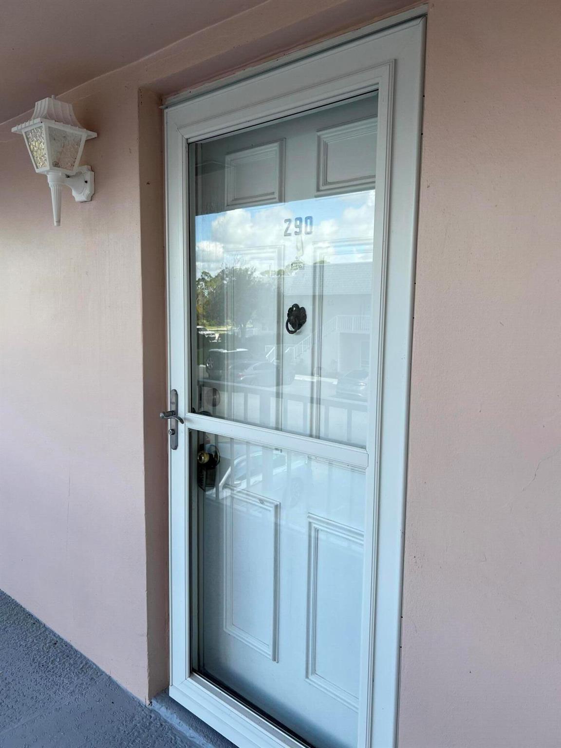 THE LITTLE CLUB CONDO - Residential