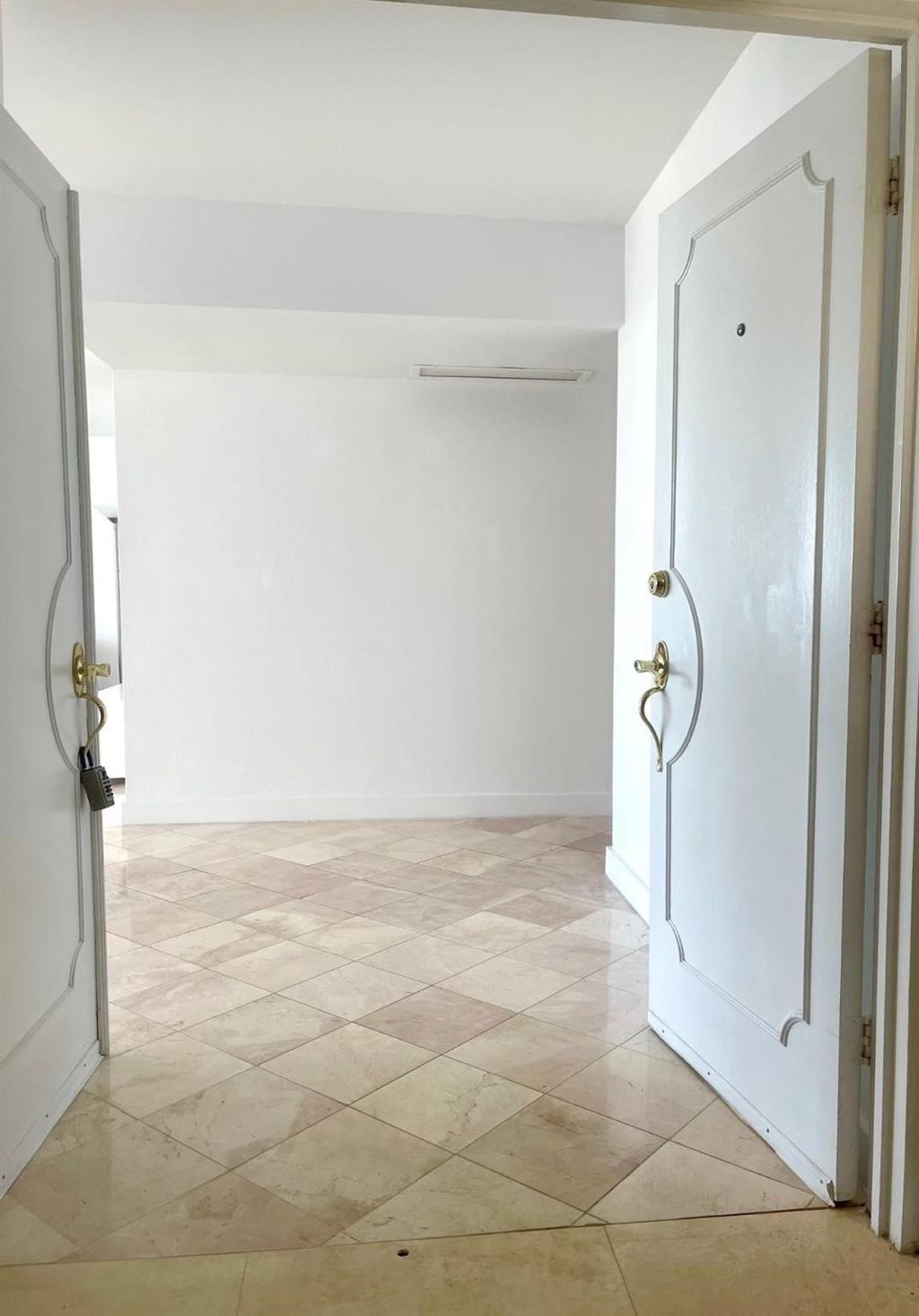 Photo of 1200 S Ocean Boulevard #15D, Boca Raton, FL 33432 (MLS # F10483044)