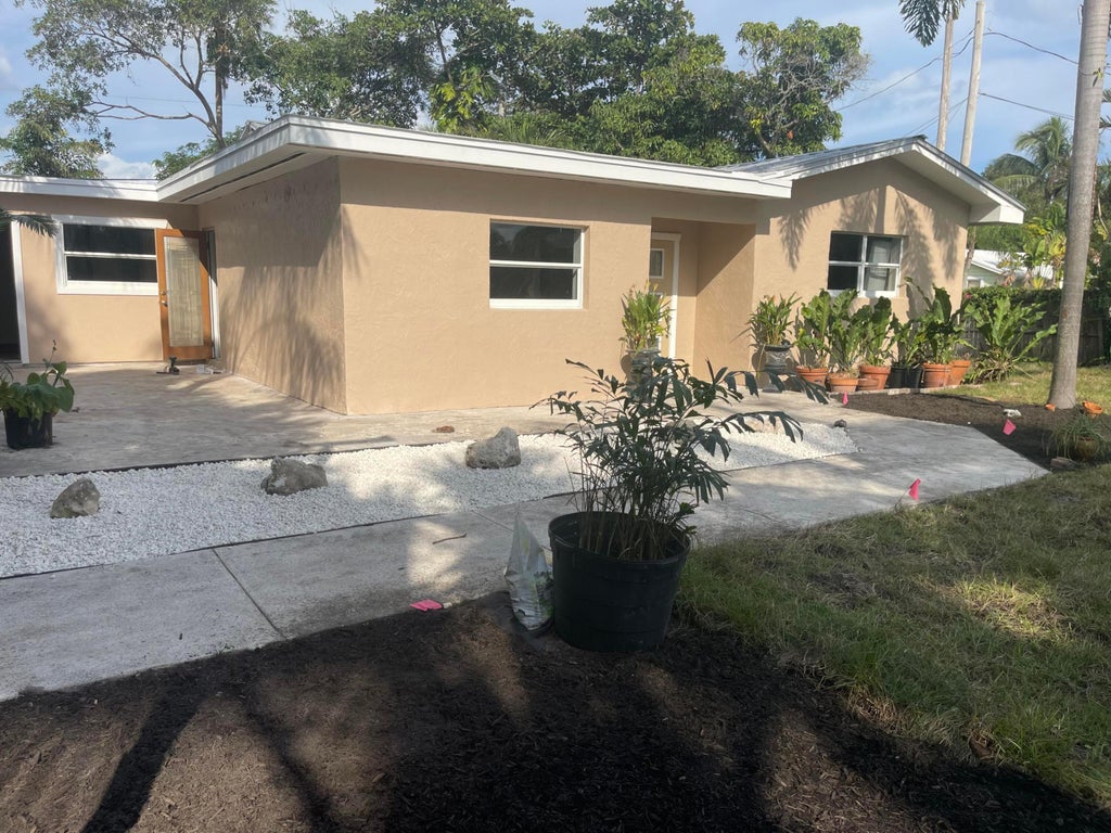 Photo of 2573 Honey Road, North Palm Beach, FL 33403 (MLS # R11122849)