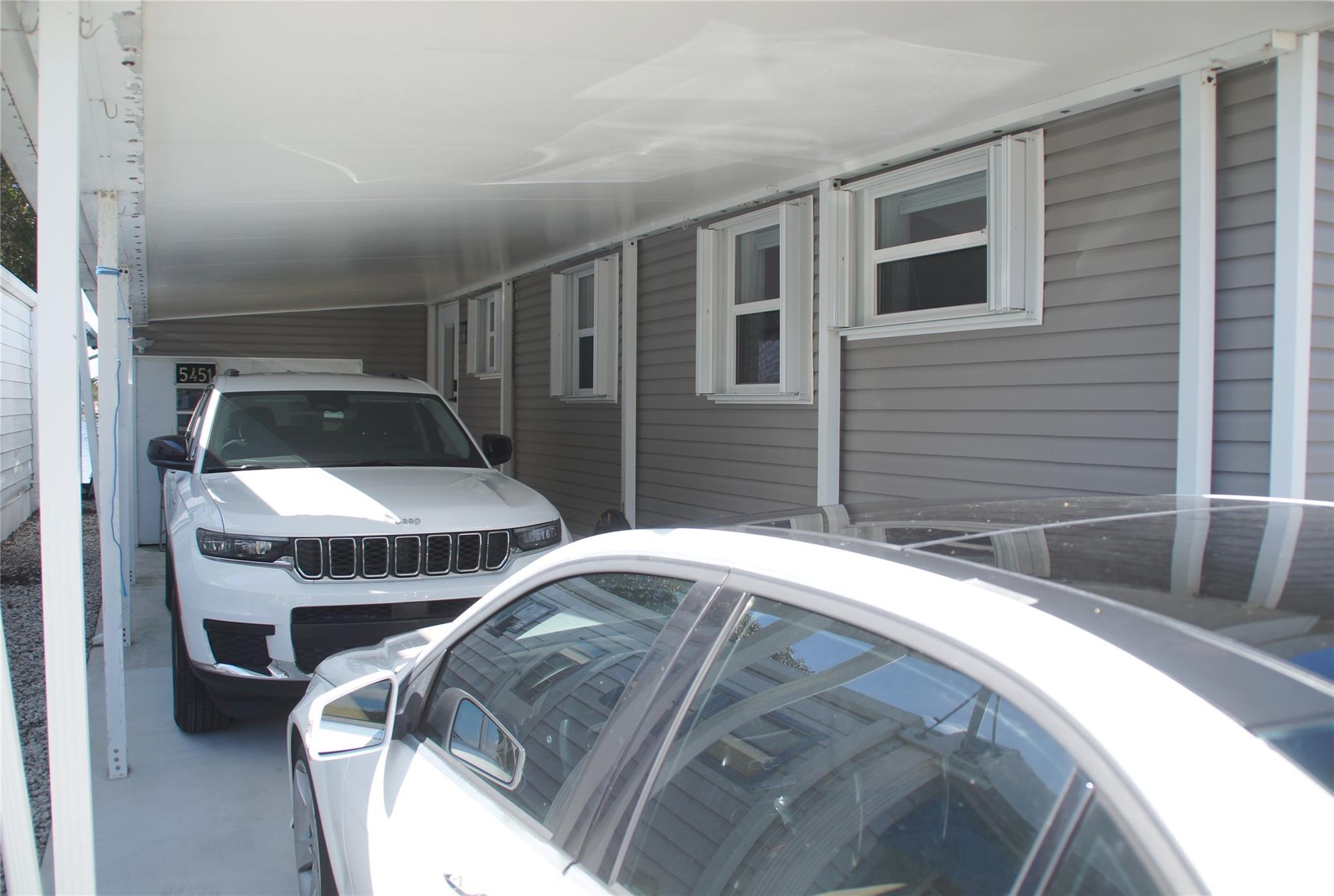 Ravenswood Estates & Mari - Residential