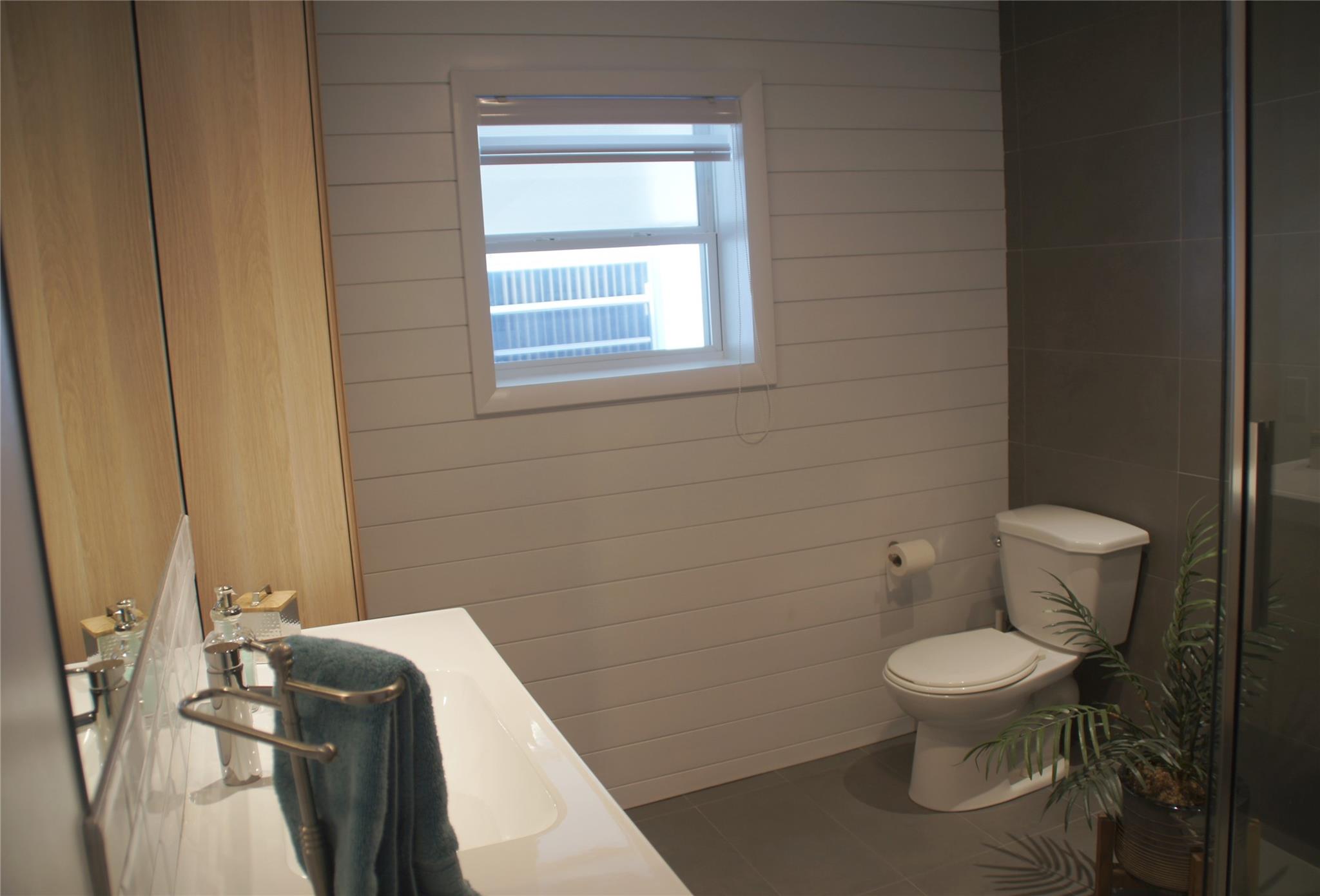 Ravenswood Estates & Mari - Residential