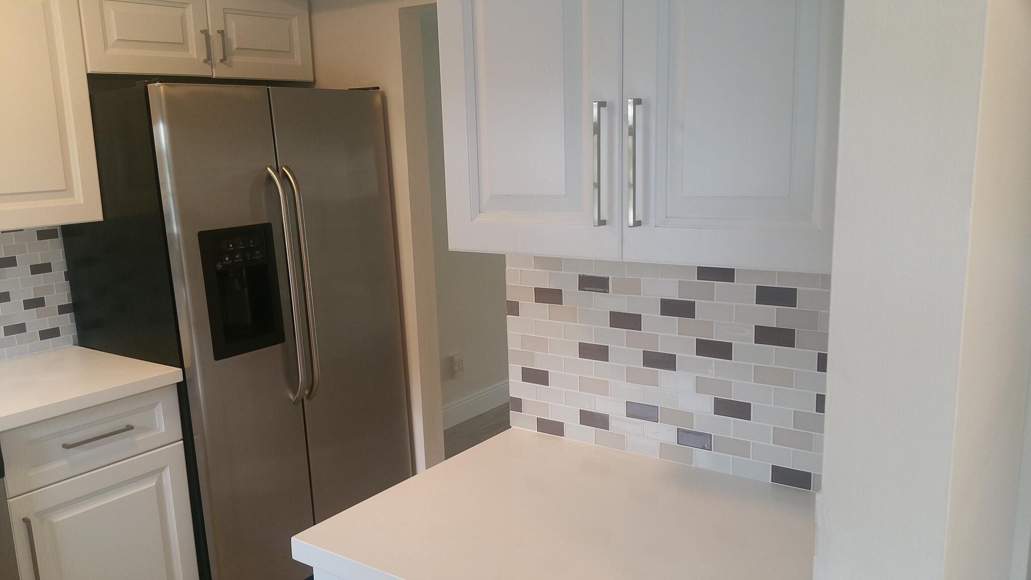 THE LITTLE CLUB CONDO - Residential Lease
