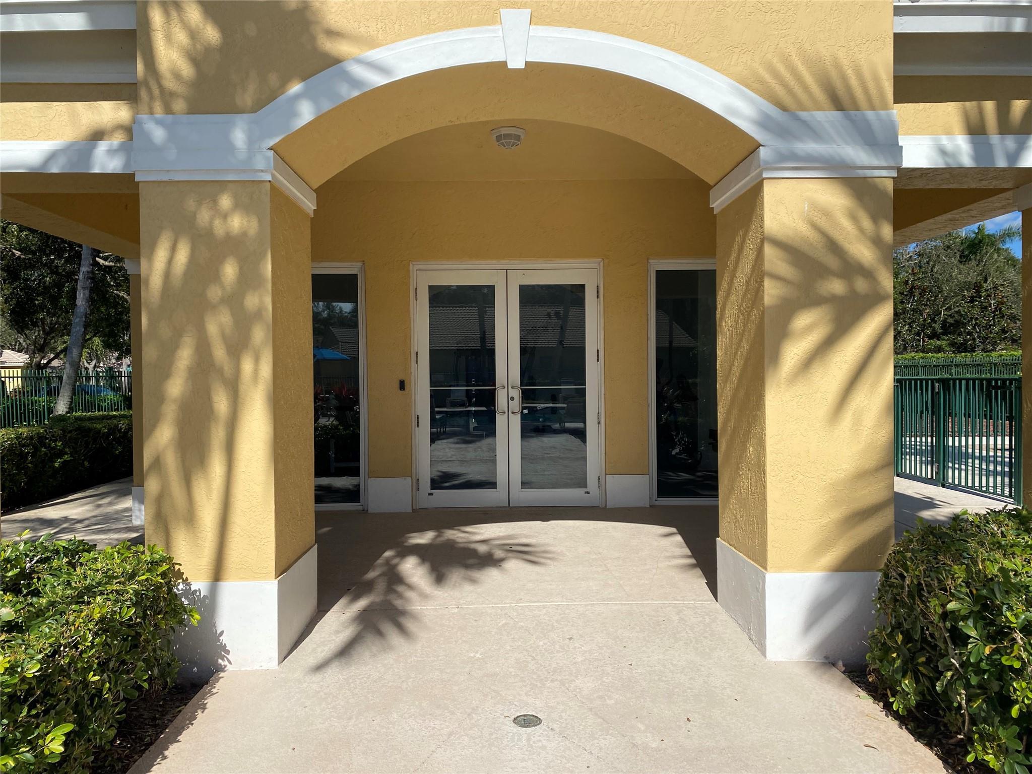 INDIGO LAKES - Residential