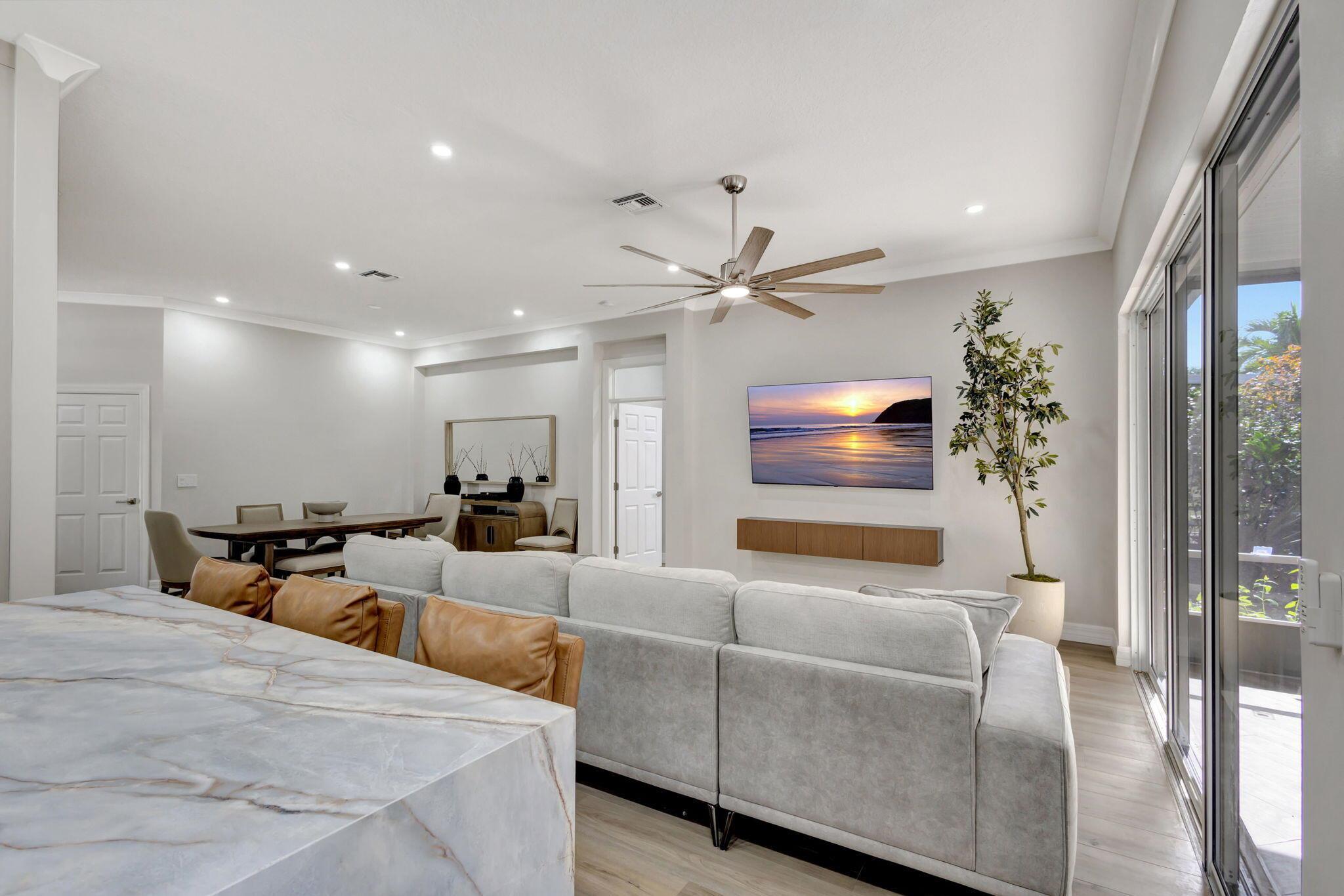 ABERDEEN 18 - Residential Lease