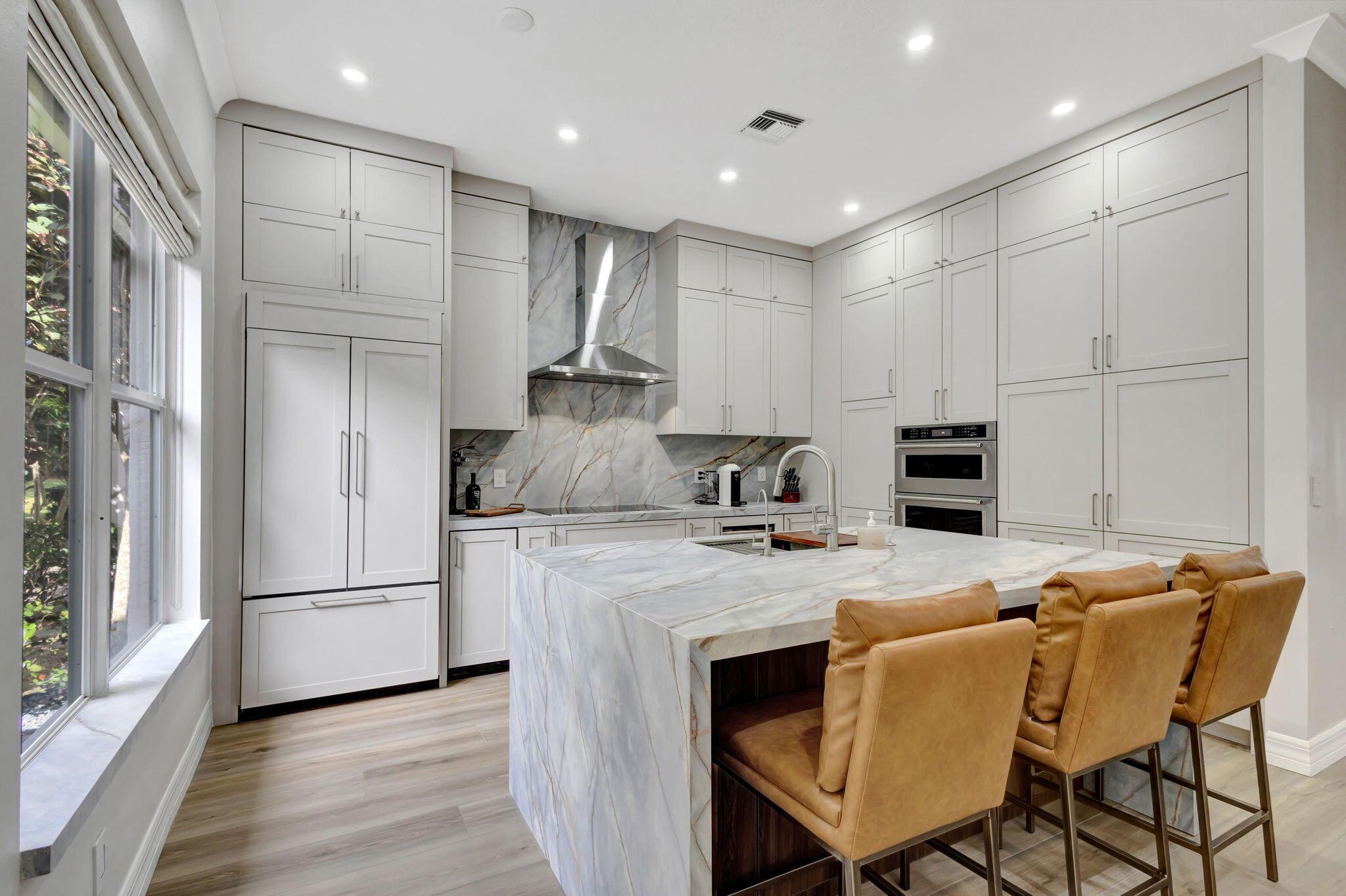 ABERDEEN 18 - Residential Lease