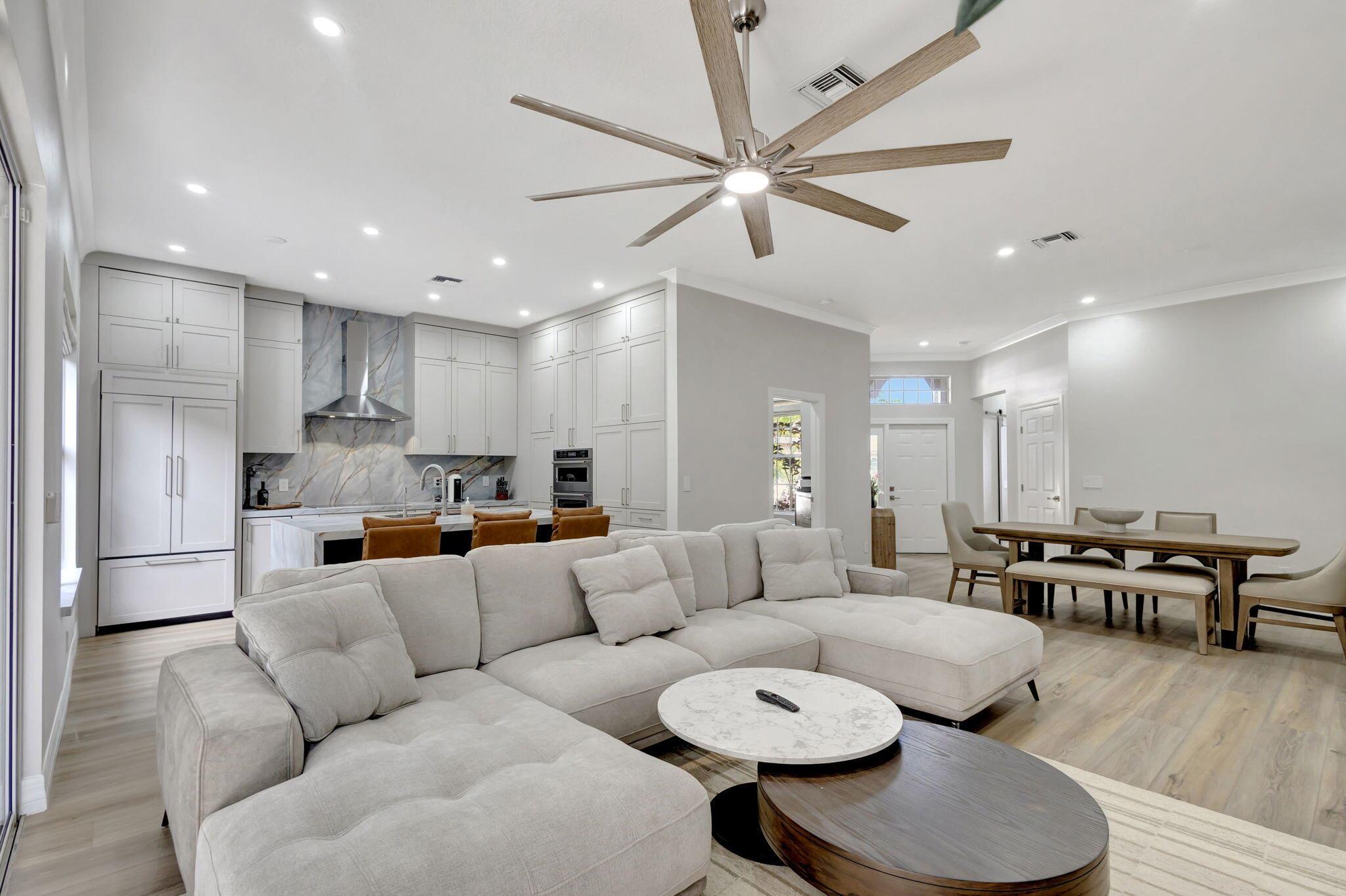 ABERDEEN 18 - Residential Lease