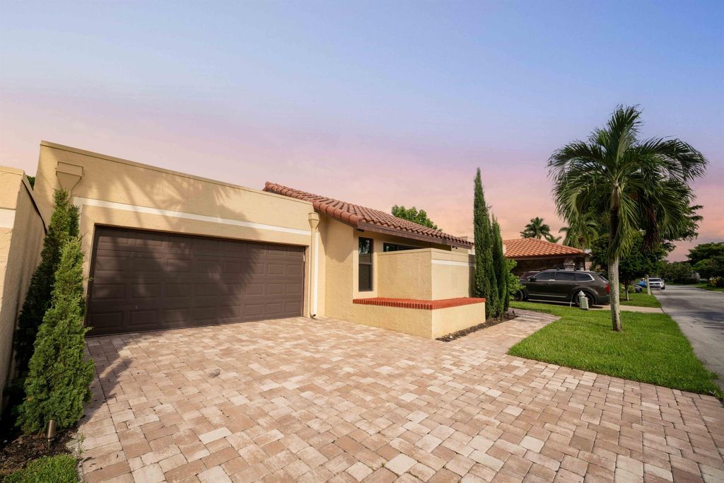 Photo of 21356 Sonesta Way, Boca Raton, FL 33433 (MLS # R11092646)