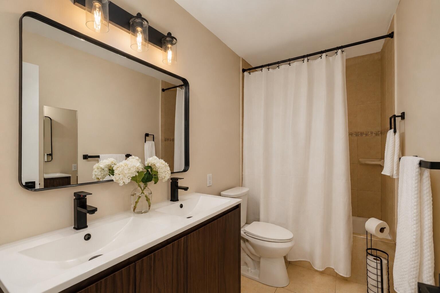 PALM BEACH FARMS CO 3 - Residential