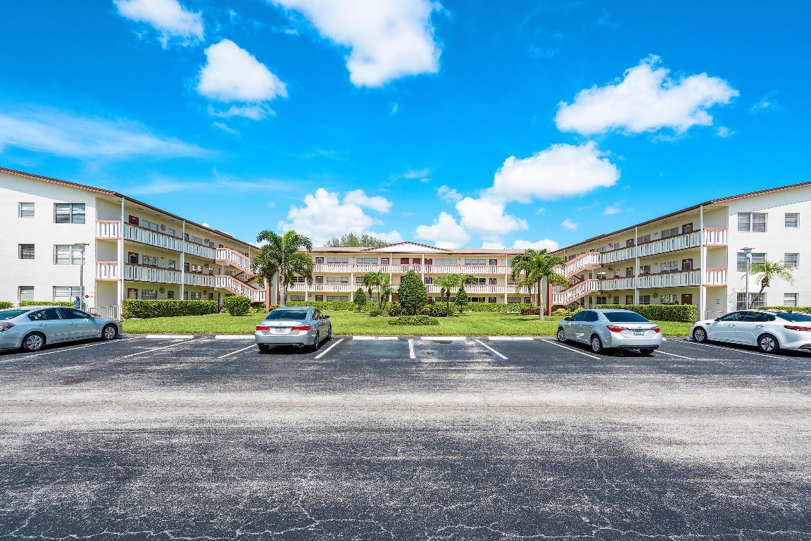 BRIGHTON AT CENTURY VILLAGE CONDO - Residential Lease