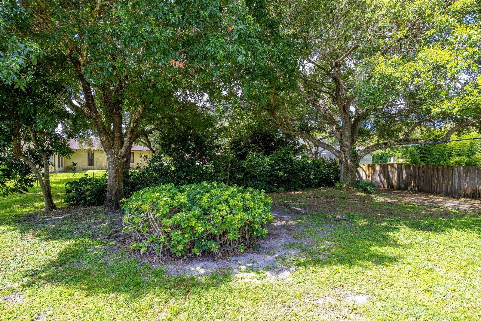 LOST TREE ESTATES - Residential