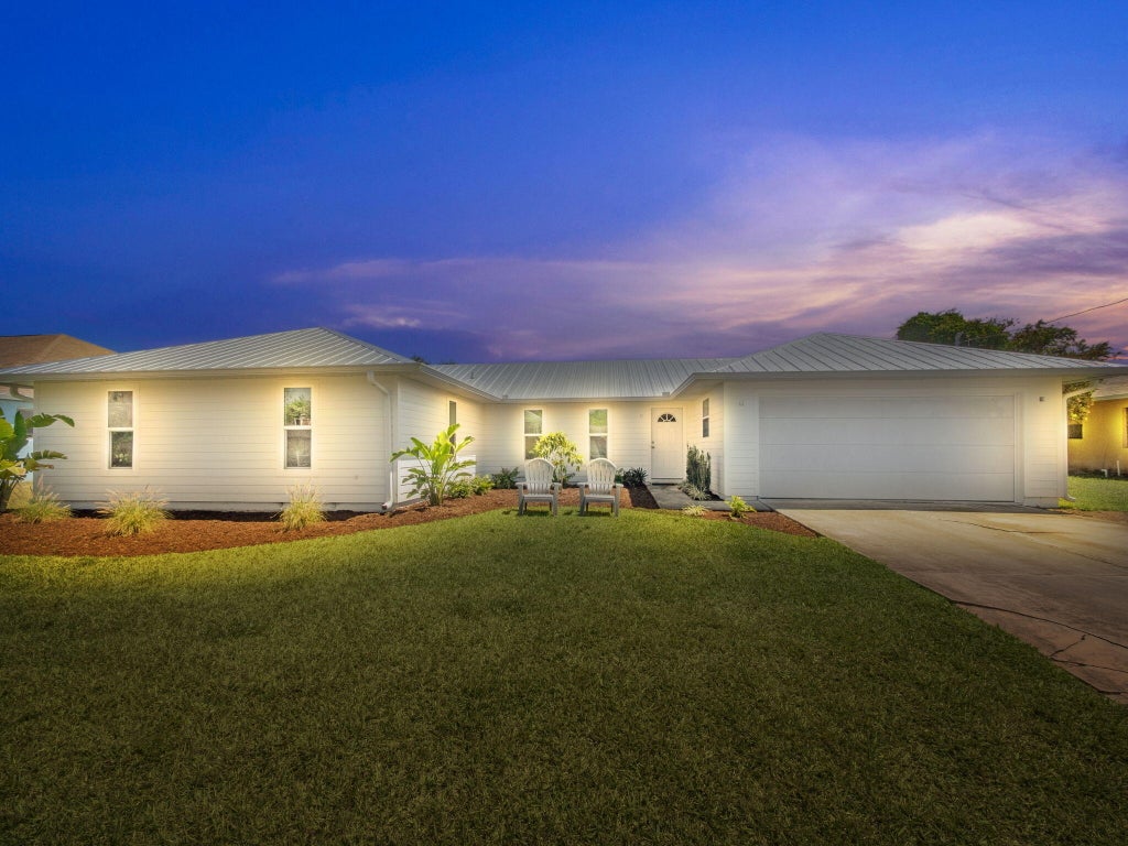 Photo of 6100 Seagrape Drive, Fort Pierce, FL 34982 (MLS # R11074282)
