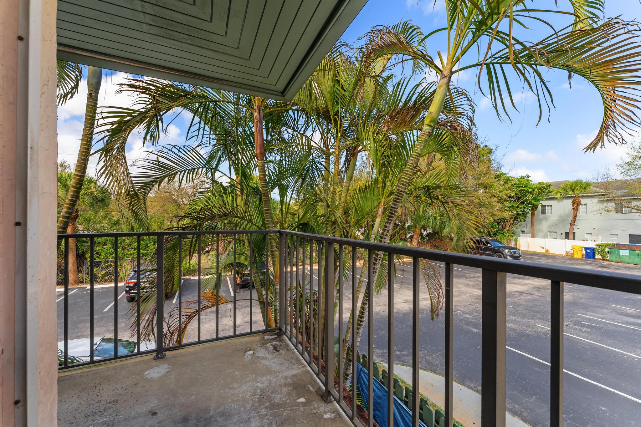 FAIRVIEW VILLAS CONDO - Residential