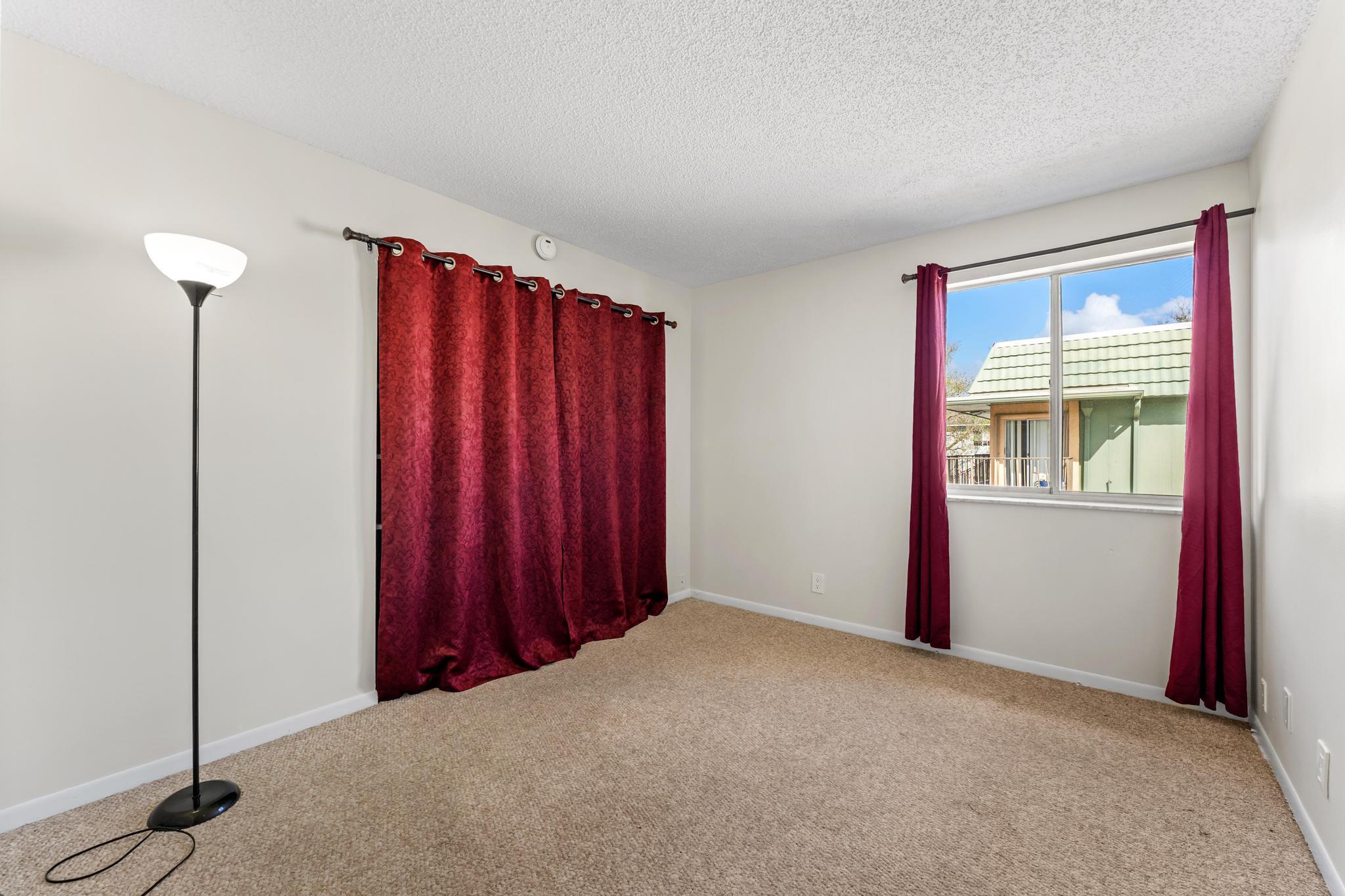 FAIRVIEW VILLAS CONDO - Residential