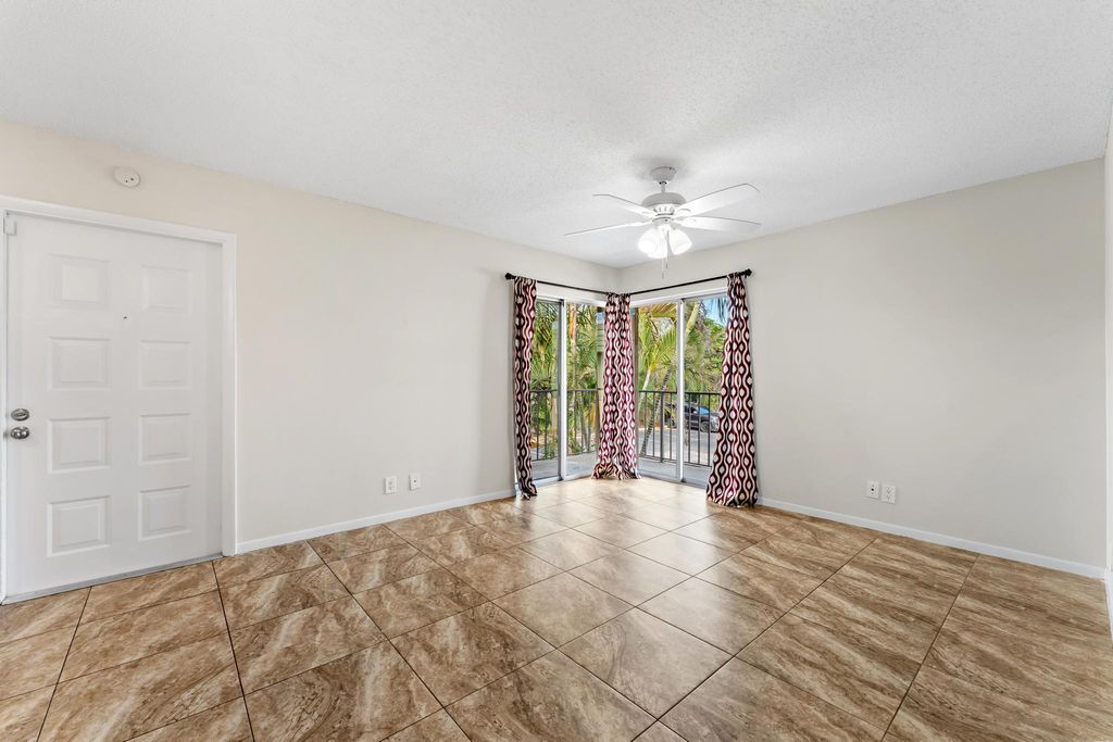 Photo of 1840 Fairview Villas Drive #3, Palm Springs, FL 33406 (MLS # B26003683)