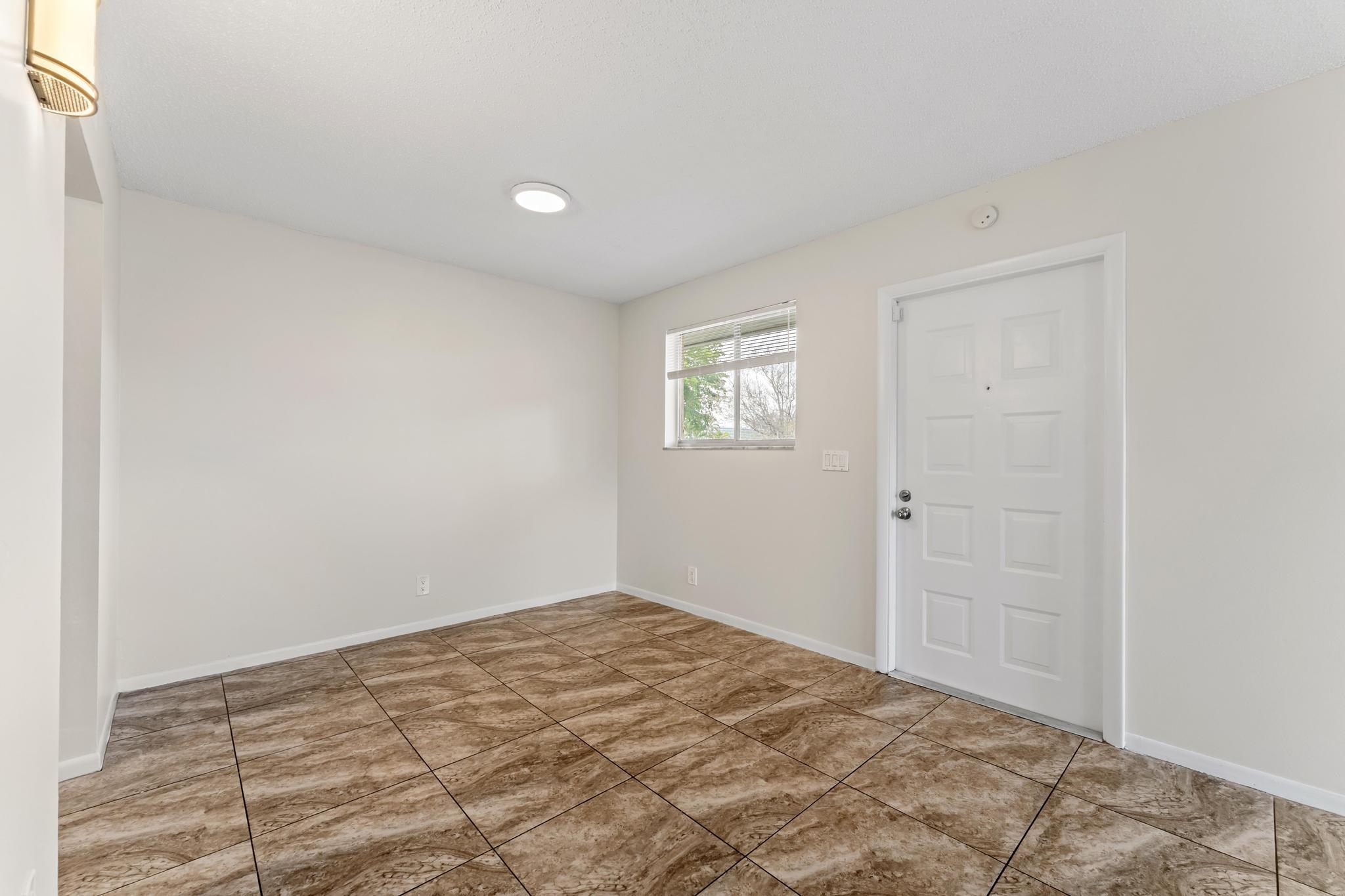 FAIRVIEW VILLAS CONDO - Residential