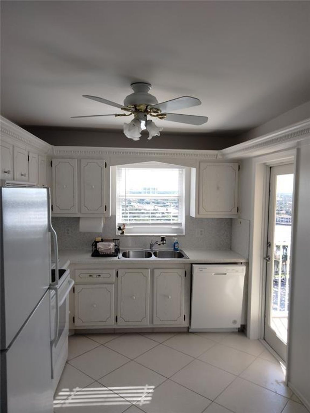 Photo of 1200 Hibiscus Avenue #PH8, Pompano Beach, FL 33062 (MLS # F10534209)