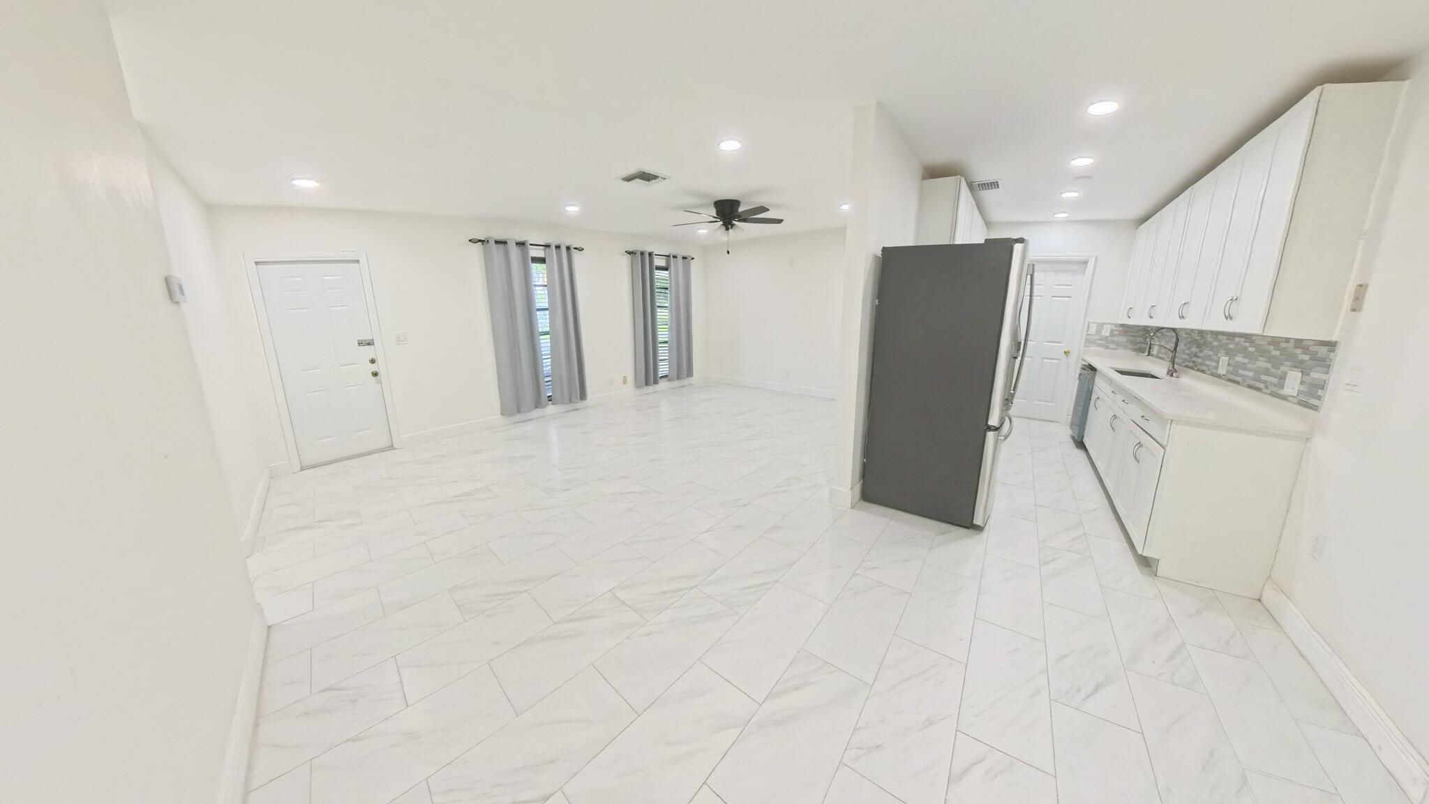 PALM SPRINGS VILLAGE 1 - Residential Lease