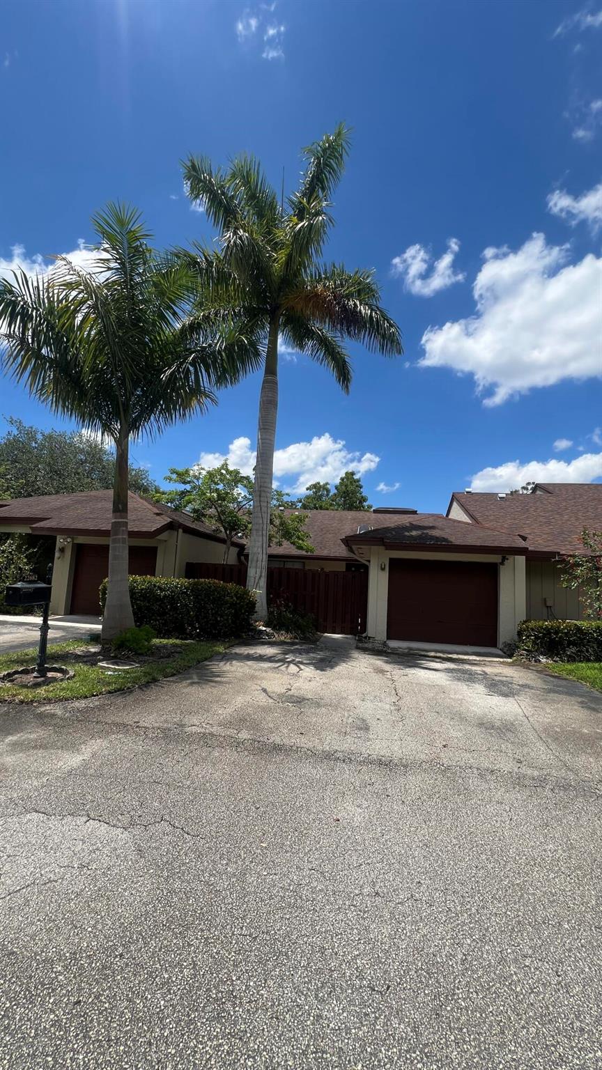 Boca Raton, Florida 33428, United States, 2 Bedrooms Bedrooms, ,2 BathroomsBathrooms,Residential,Active,209630