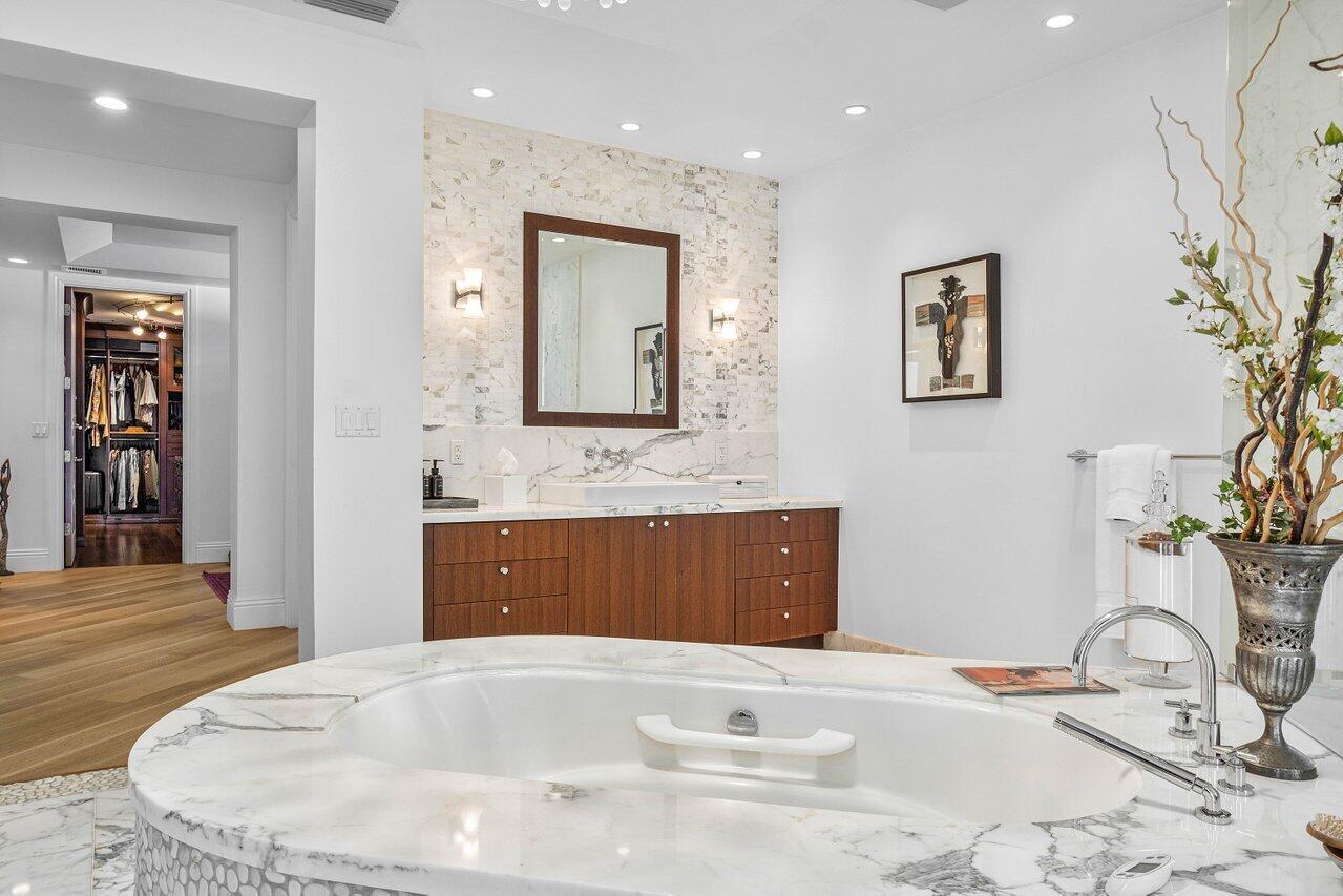 BERMUDA RUN - Residential